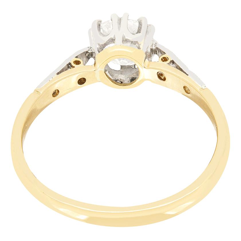 Antique Cushion Cut Edwardian 0.85ct Diamond Solitaire Ring, c.1910s For Sale