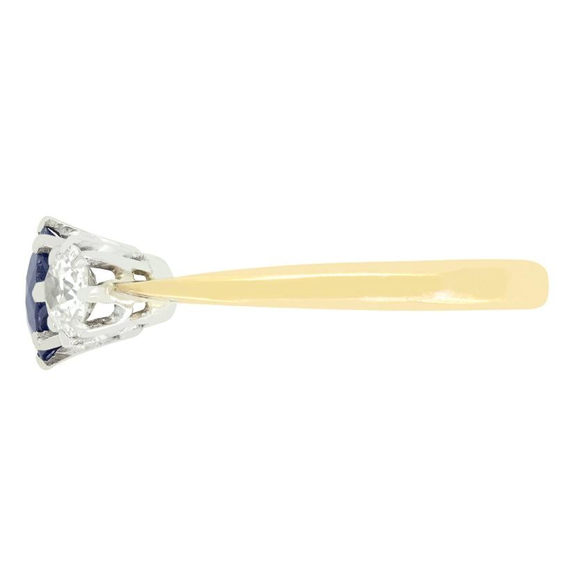 Oval Cut Edwardian 0.85ct Sapphire and Diamond Three Stone, c.1910s For Sale