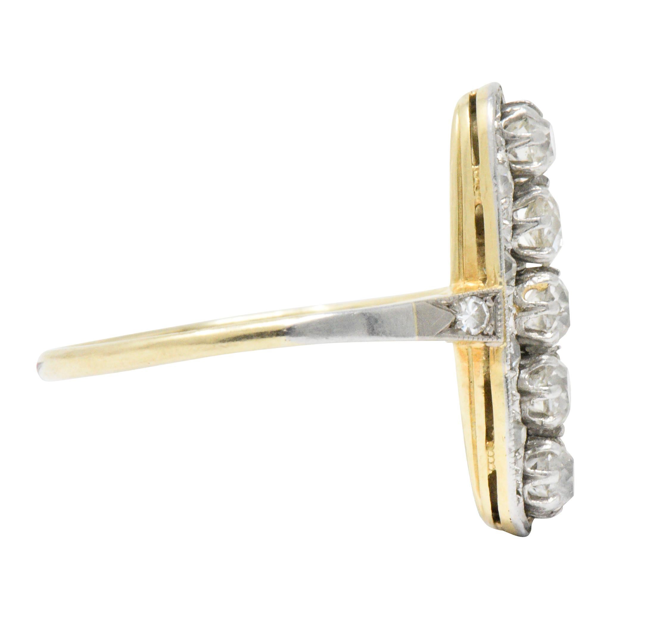 Edwardian 0.90 Carat Diamond Platinum-Topped 14 Karat Gold Dinner Ring In Excellent Condition In Philadelphia, PA