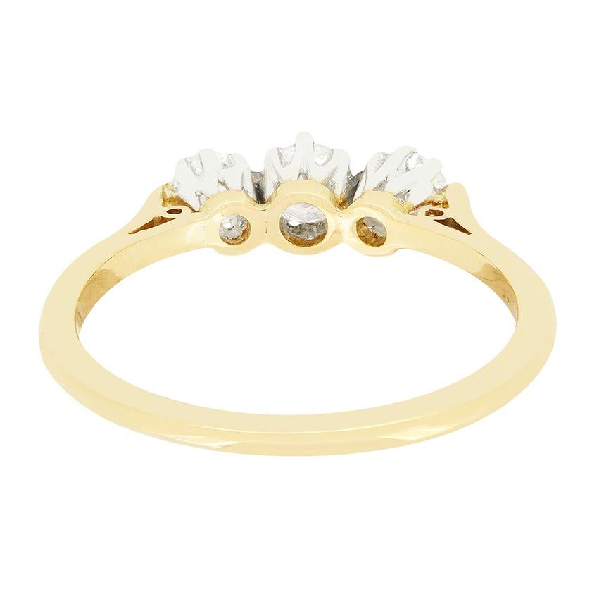 Edwardianischer 0,90ct Diamond Three Stone Ring, um 1910 im Zustand „Gut“ im Angebot in London, GB