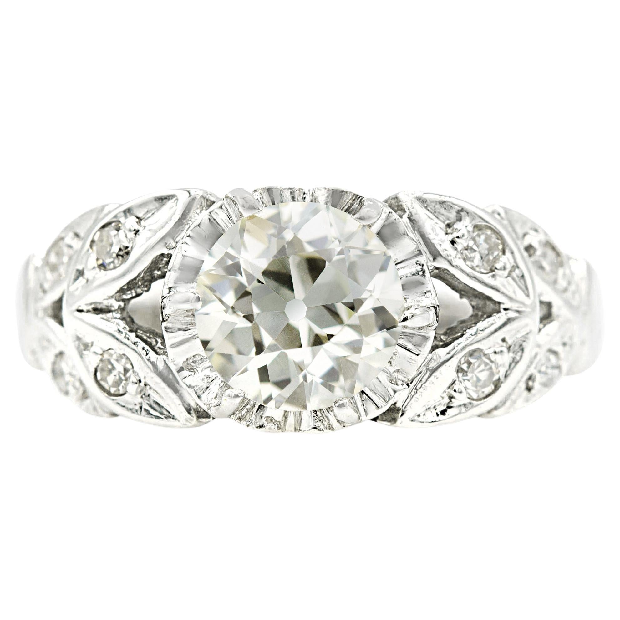Edwardian 0.96 Ct. Wreath Motif Diamond Engagement Ring M SI1 in Platinum For Sale