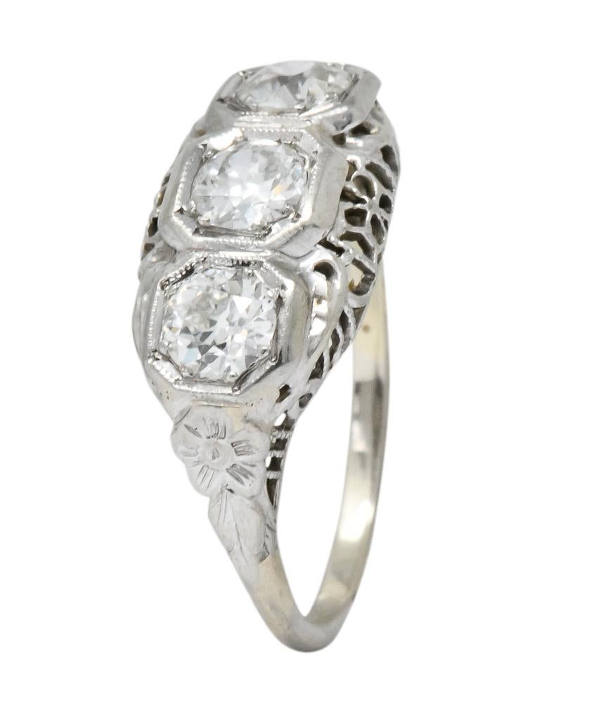 Edwardian 1.00 Carat Diamond Platinum-Topped 14 Karat White Gold Ring 4