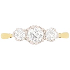 Edwardian 1.00 Carat Three-Stone Diamond Ring, circa 1910