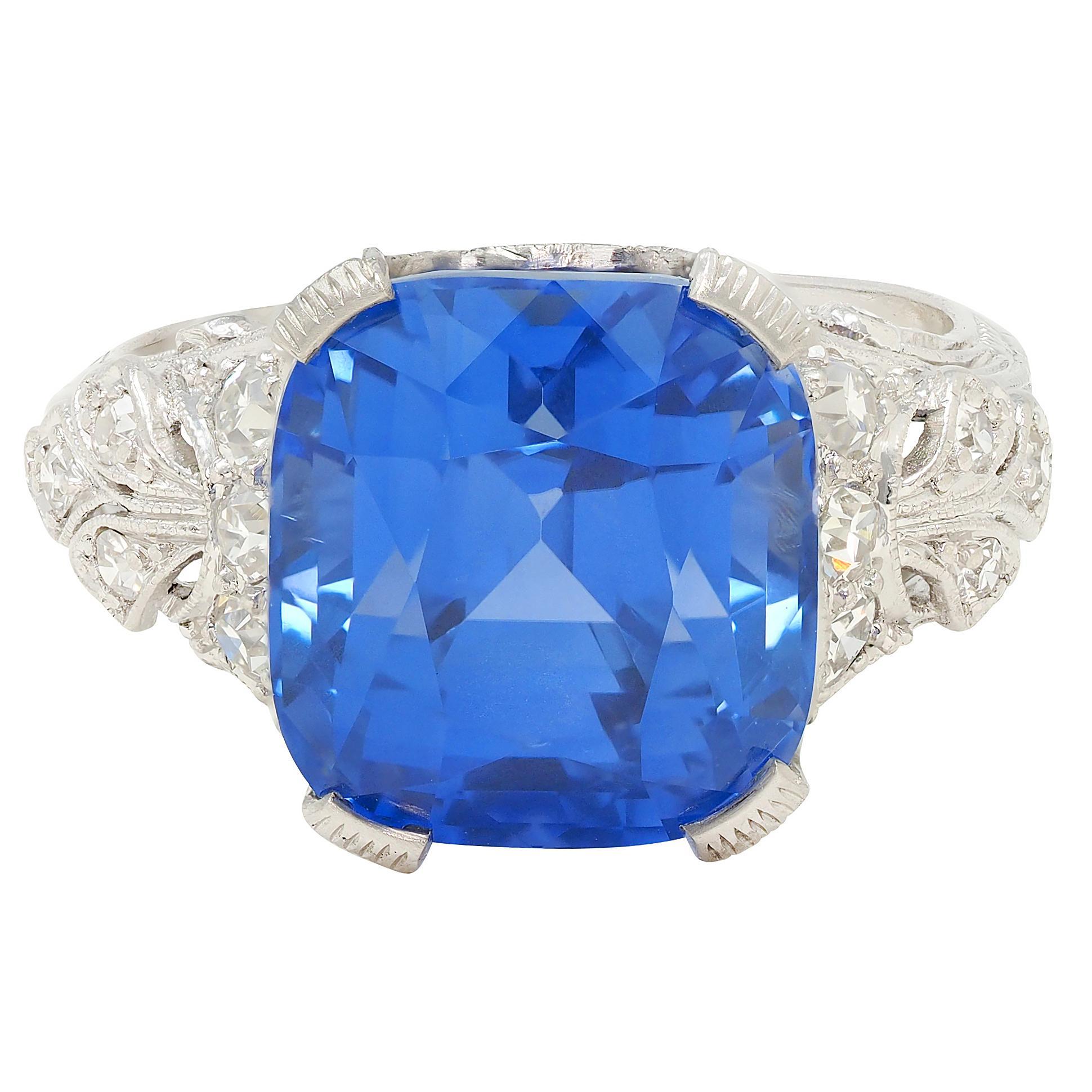 Bague d
époque 10.02 CTW NH Ceylon Sapphire Diamond Platinum Antique Dinner Ring AGL