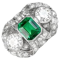 Antique Edwardian 1.00 Carat Emerald-Cut Columbian Emerald Ring, H-I Color Diamonds