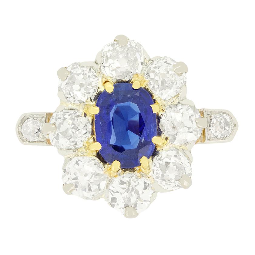 Edwardian 1.00ct Sapphire and Diamond Cluster Ring, c.1910s For Sale