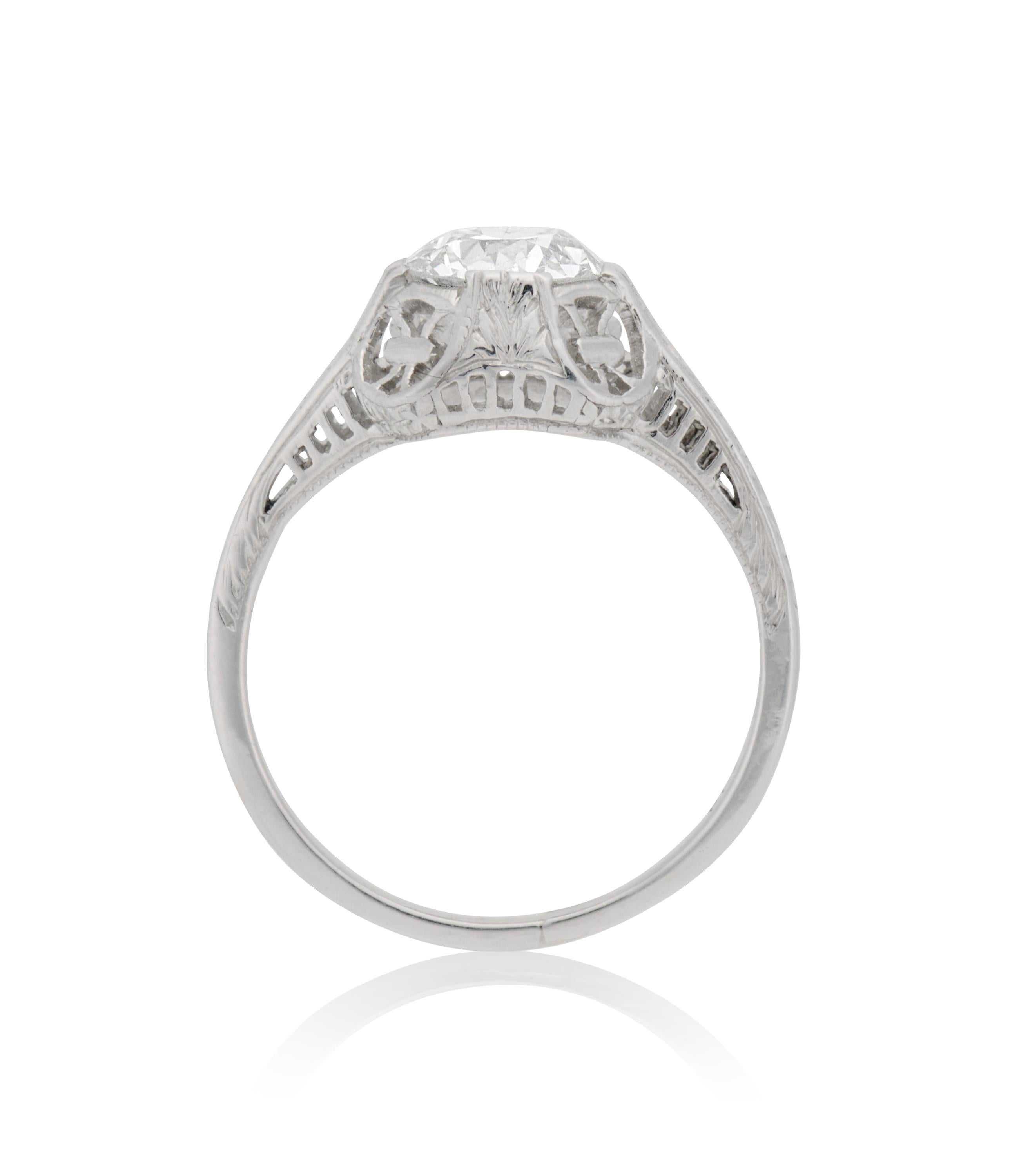 Women's Edwardian 1.01 carat Old European Cut Diamond Platinum Antique Engagement Ring