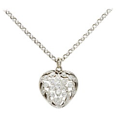 Edwardian 1.05 Carat Diamond Platinum-Topped 14 Karat White Gold Heart Necklace