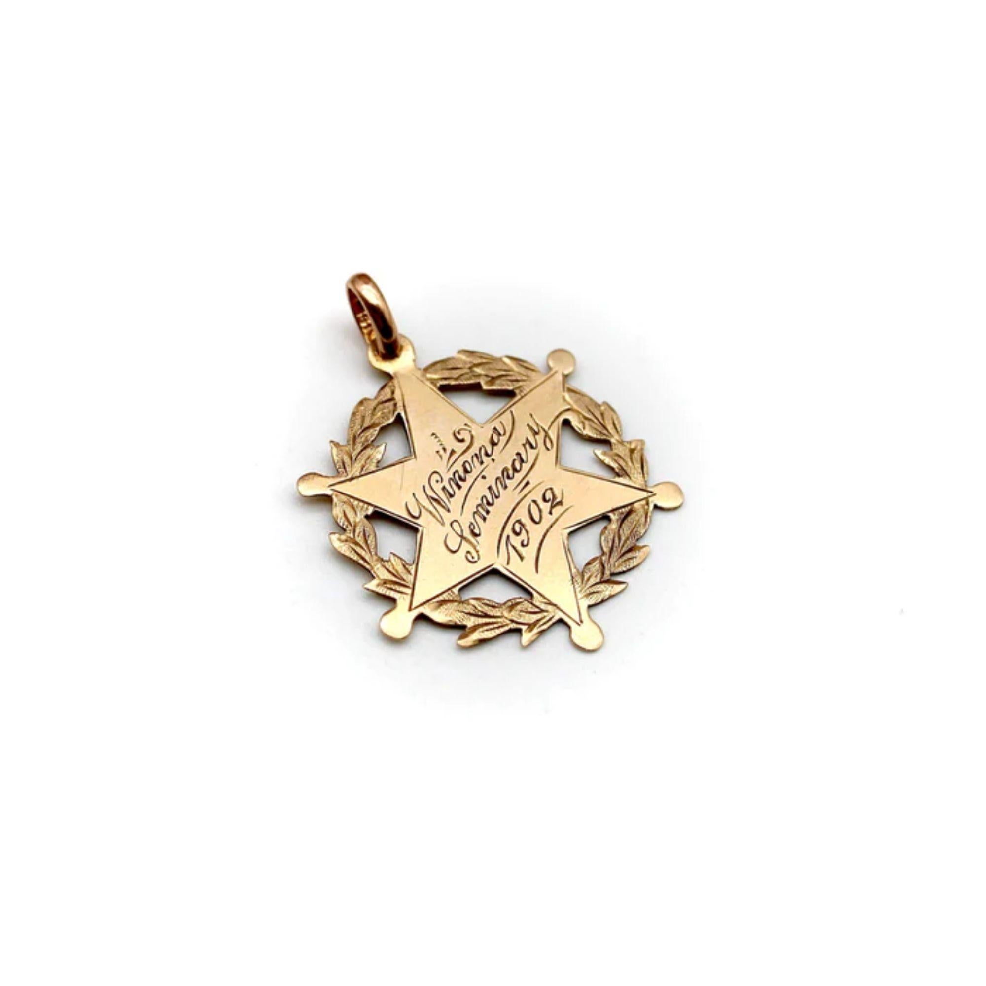 Pendentif médaillon de ménage en or rose 10k de l'époque édouardienne, vers 1902 Unisexe en vente