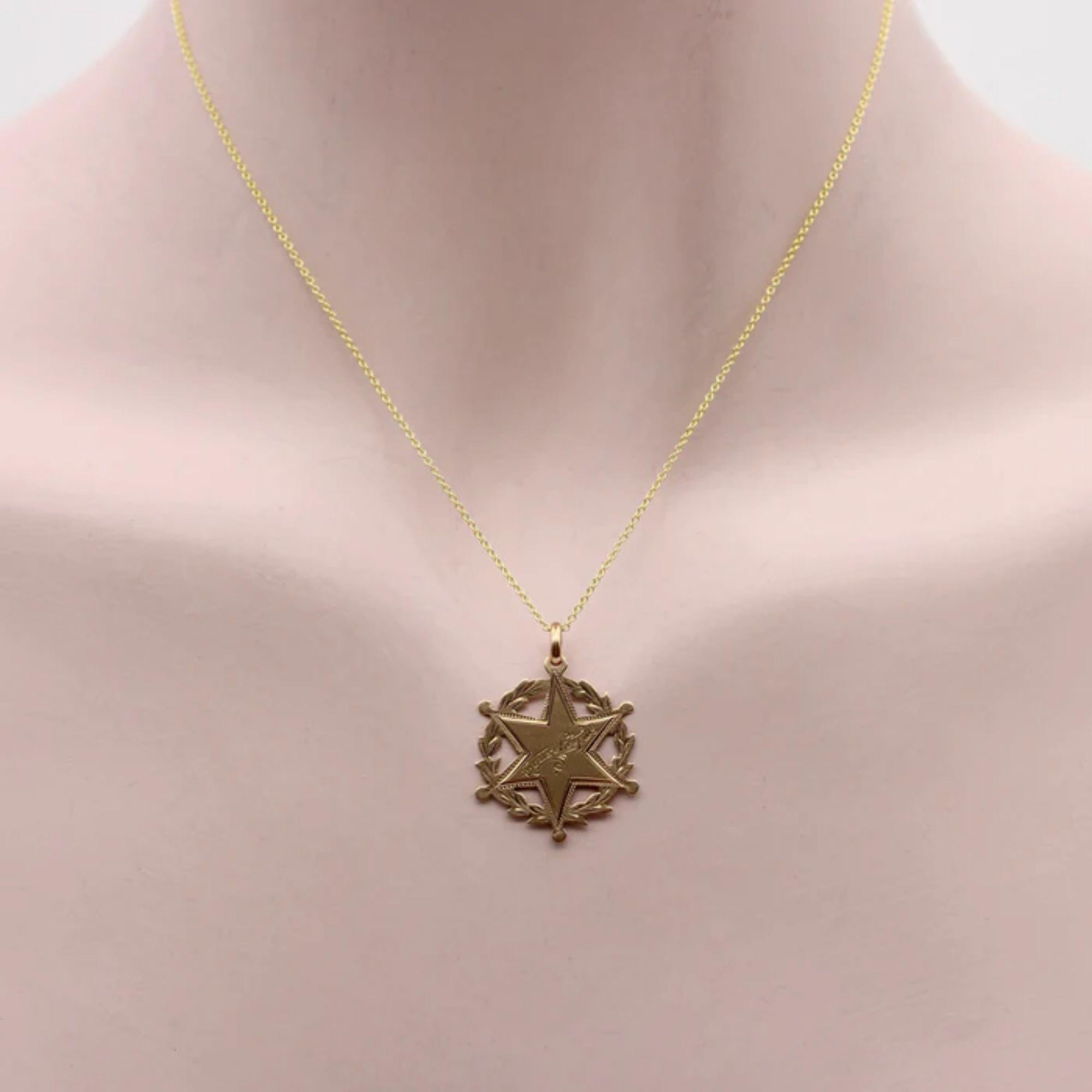 Pendentif médaillon de ménage en or rose 10k de l'époque édouardienne, vers 1902 en vente 1