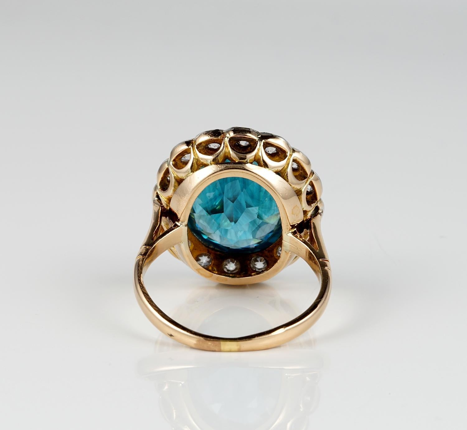 Edwardian 11.05 Ct natural blue zircon and diamond ring For Sale 3