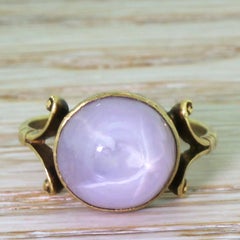 Edwardian 11.36 Carat Lilac Star Sapphire 18 Karat Gold Solitaire Ring