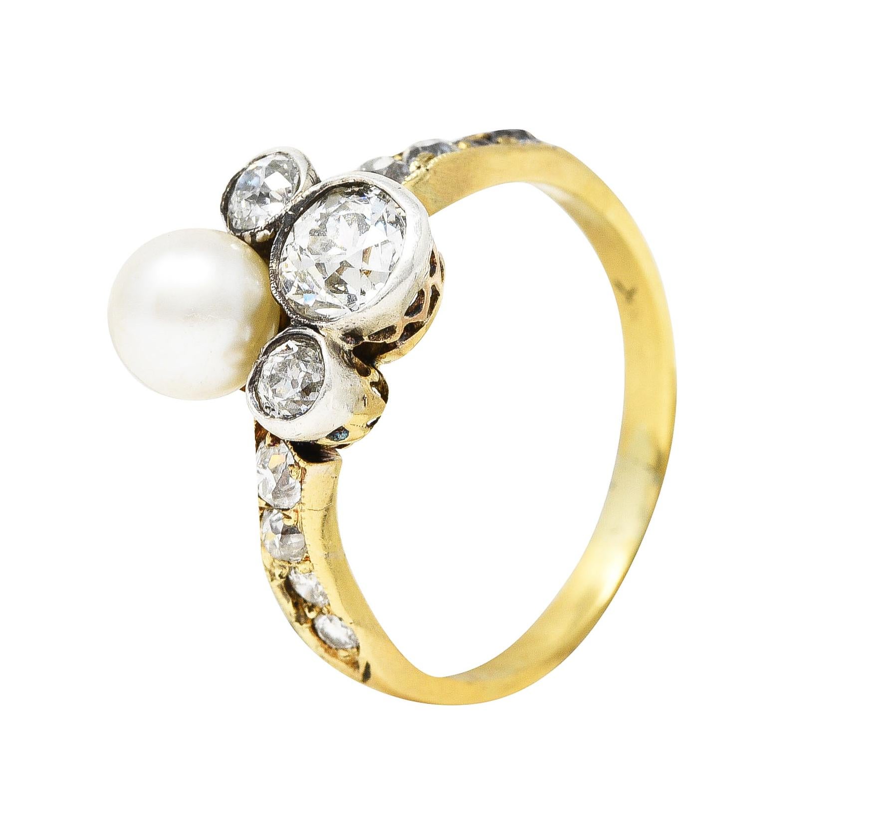 Edwardian 1.18 Carats Diamond Pearl Platinum-Topped 18 Karat Gold Cluster Ring 3