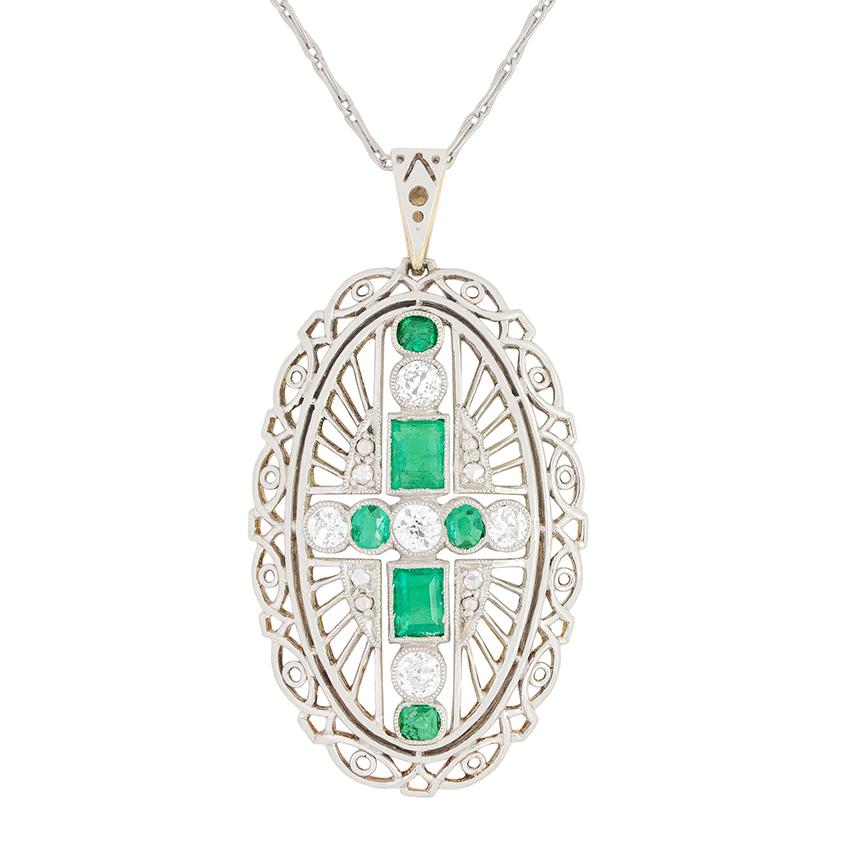 Colgante eduardiano de esmeralda y diamantes de 1,20 ct, c.1910 Eduardiano en venta
