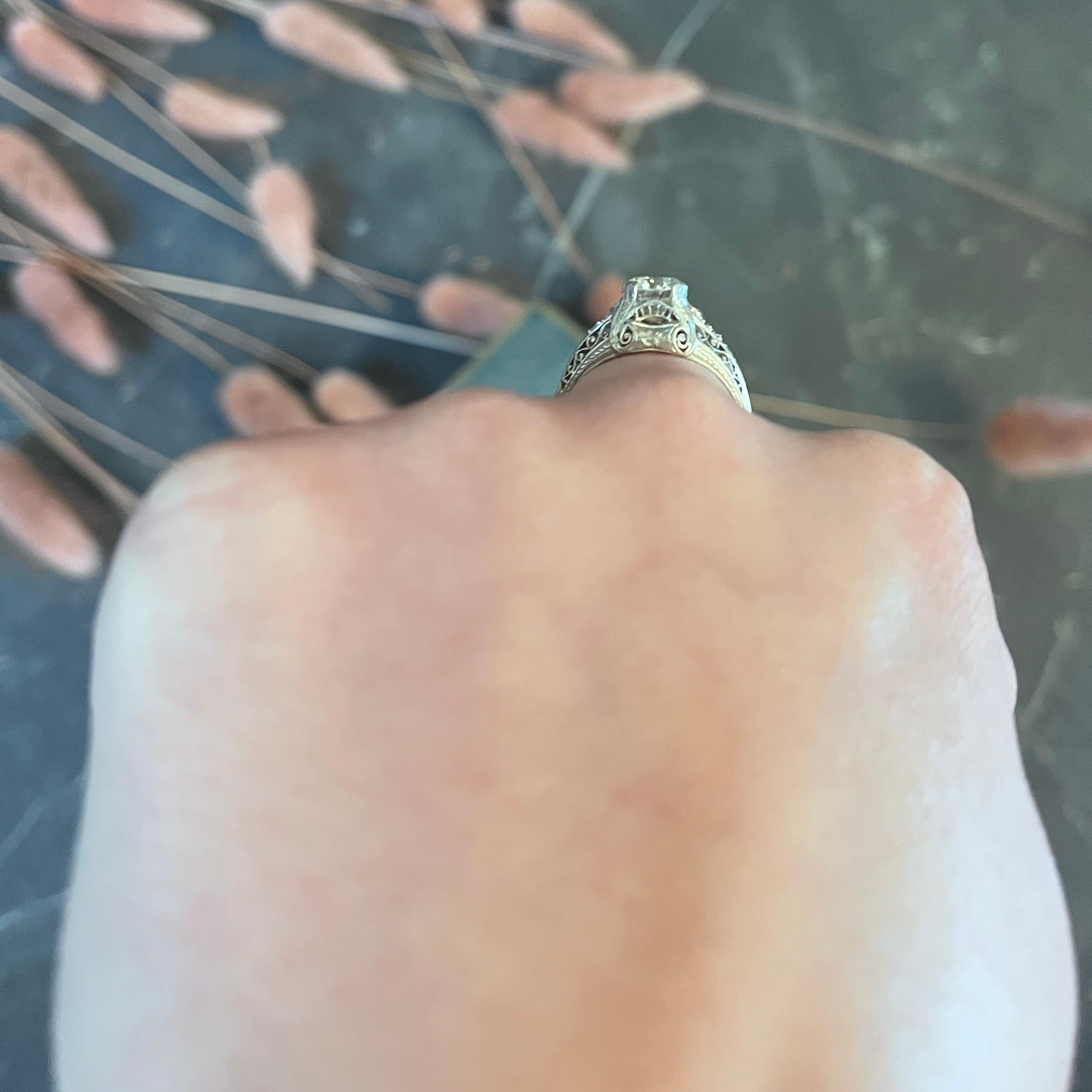 Edwardian 1.25 Carat Diamond Platinum Scrolled Engagement Ring GIA 10
