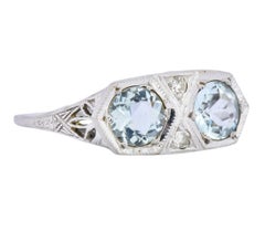 Edwardian 1.30 Carat Aquamarine Diamond Platinum Dinner Ring