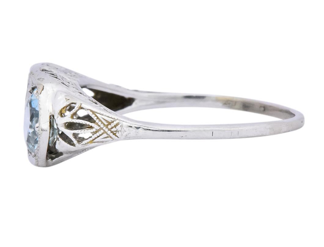 Women's or Men's Edwardian 1.30 Carat Aquamarine Diamond Platinum Dinner Ring