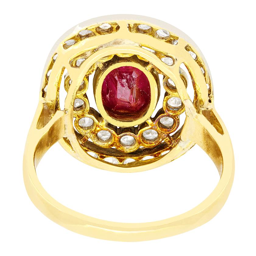 Edwardian 1.30 Carat Ruby and Diamond Double Halo Ring, c.1910s In Good Condition For Sale In London, GB
