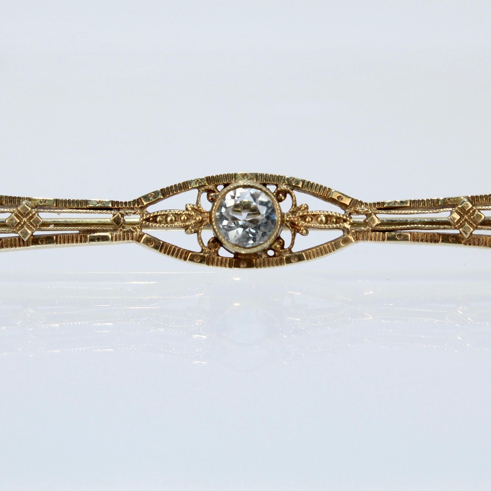 Filigrane Krawattenbrosche oder Anstecknadel, Edwardian 14 Karat Gold und Aquamarin im Zustand „Gut“ im Angebot in Philadelphia, PA