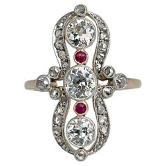 Edwardian 9 Karat Gold TW 1.98 Carat Old Cut Diamond Navette Cocktail Ring
