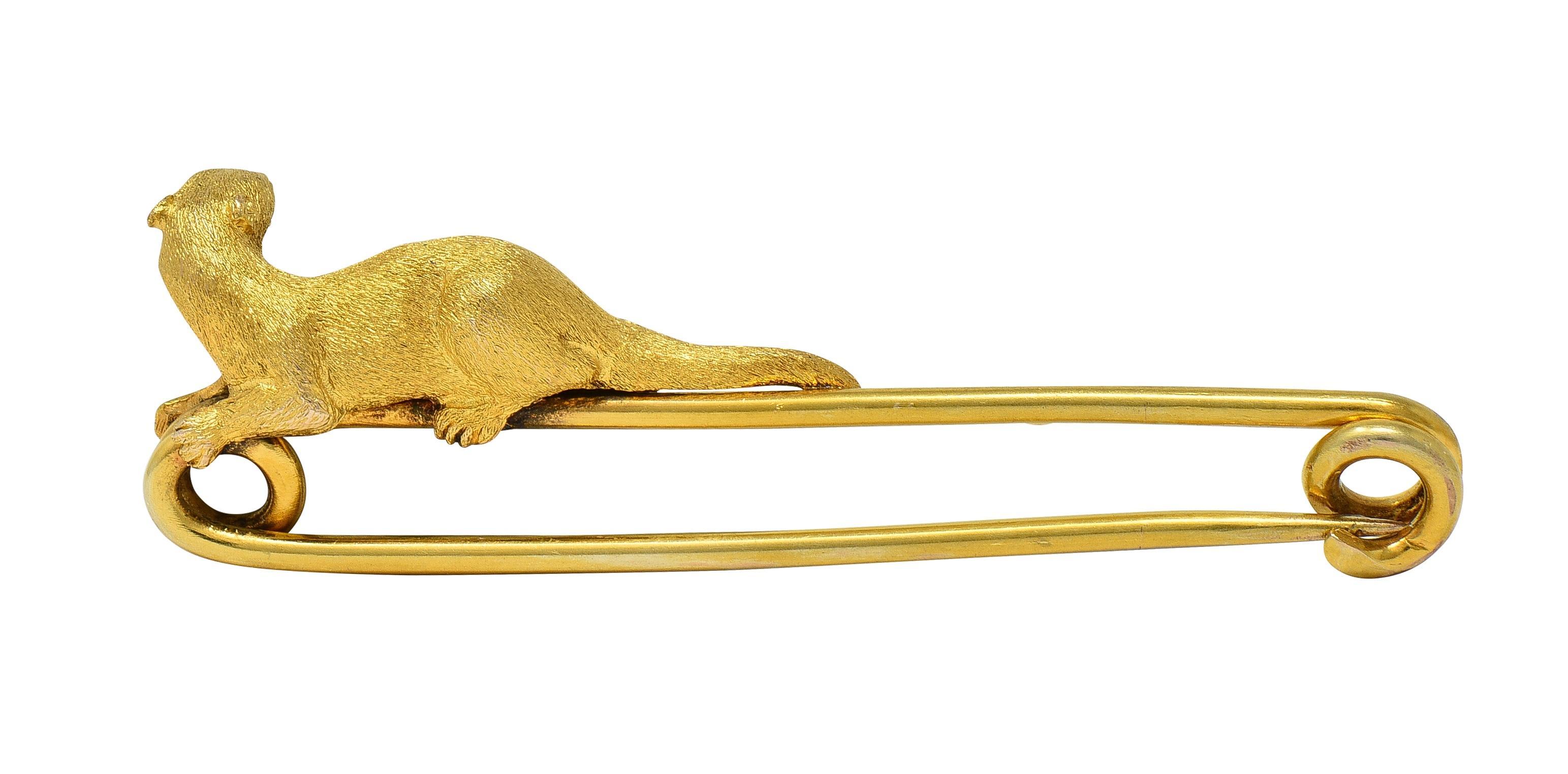 Broche Eduardiano de Oro Amarillo de 14 Kilates Antiguo con Barra de Nutria Unisex en venta 1