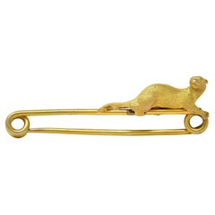 Edwardian 14 Karat Yellow Gold Antique Otter Bar Pin Unisex Brooch