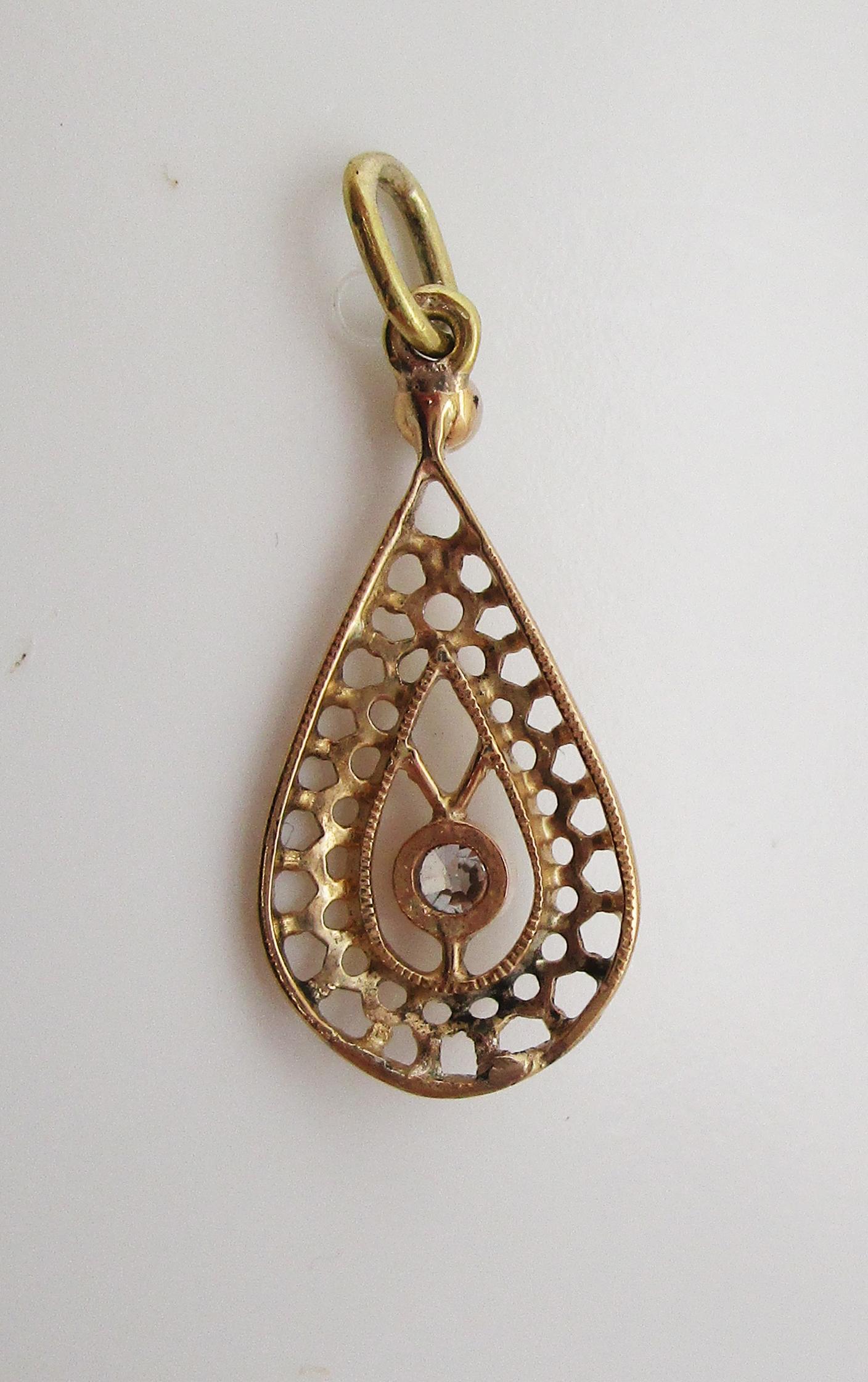 Women's or Men's Edwardian 14 Karat Yellow Gold Diamond and Pearl Pear Shaped Moveable Pendant For Sale