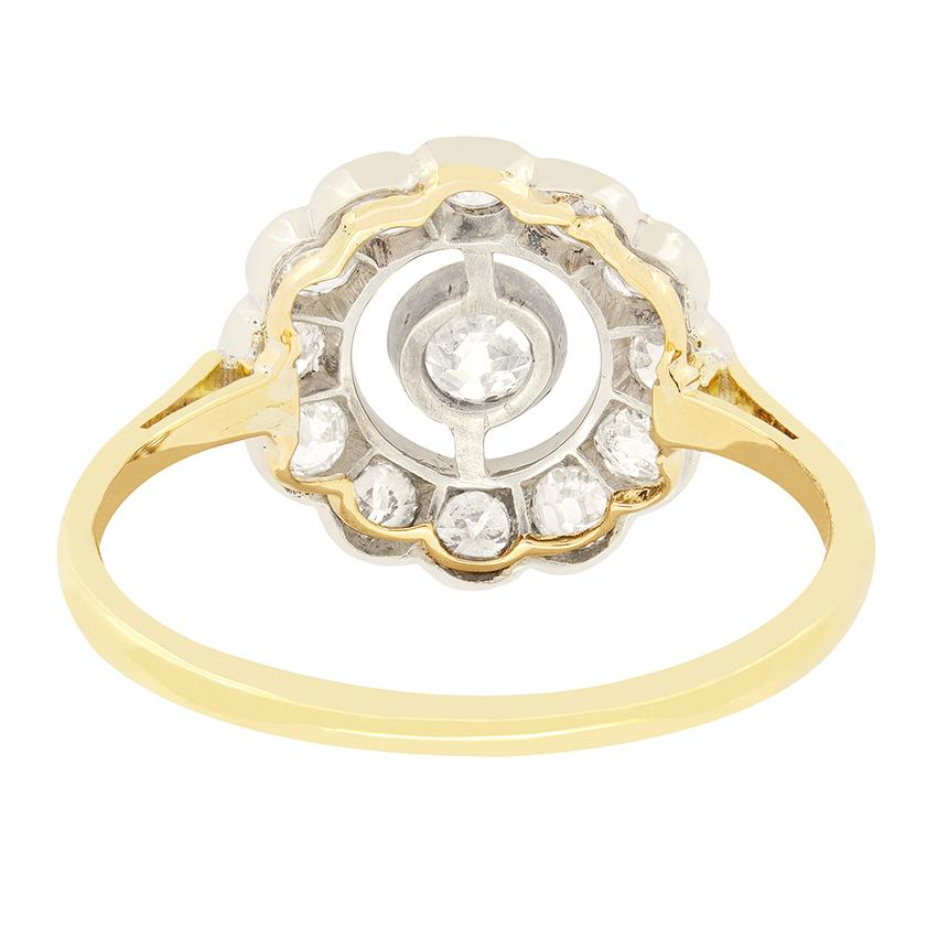 Edwardianischer 1,40ct Diamant Halo Cluster Ring, um 1910 (Alteuropäischer Schliff) im Angebot