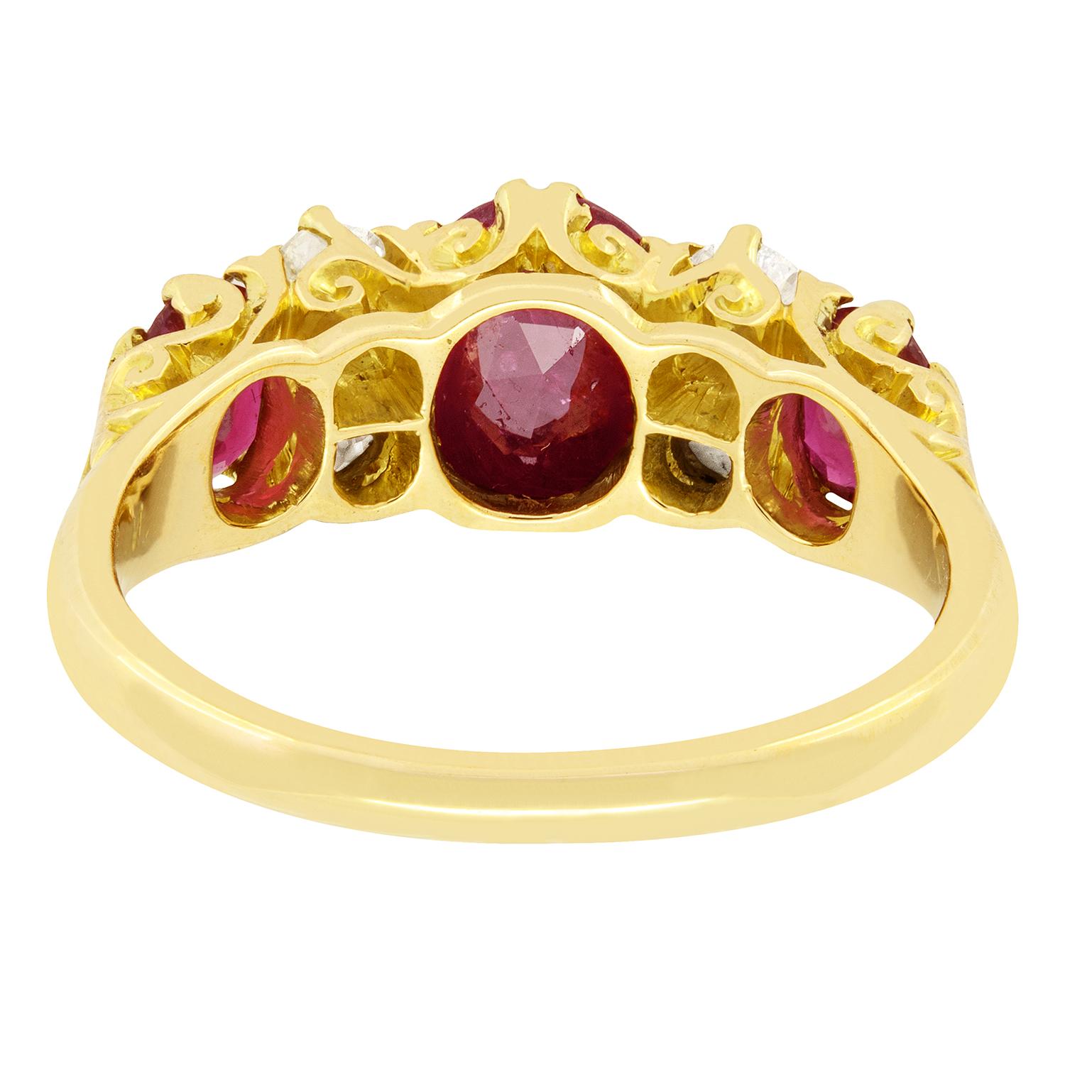 Edwardian 1.40ct Ruby and Diamond Ring, c.1909 In Good Condition For Sale In London, GB