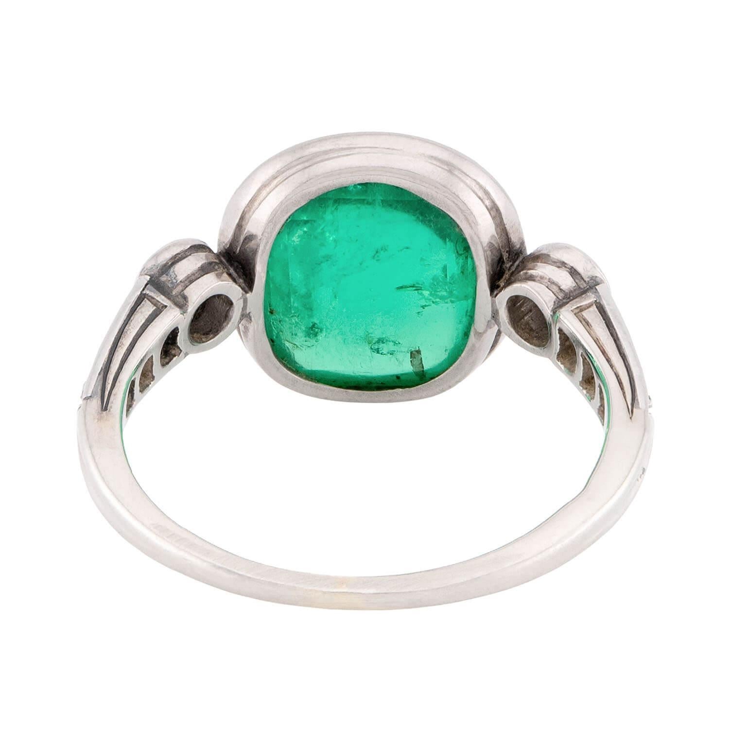 Edwardian 14k Smaragd und Diamant Ring Damen im Angebot
