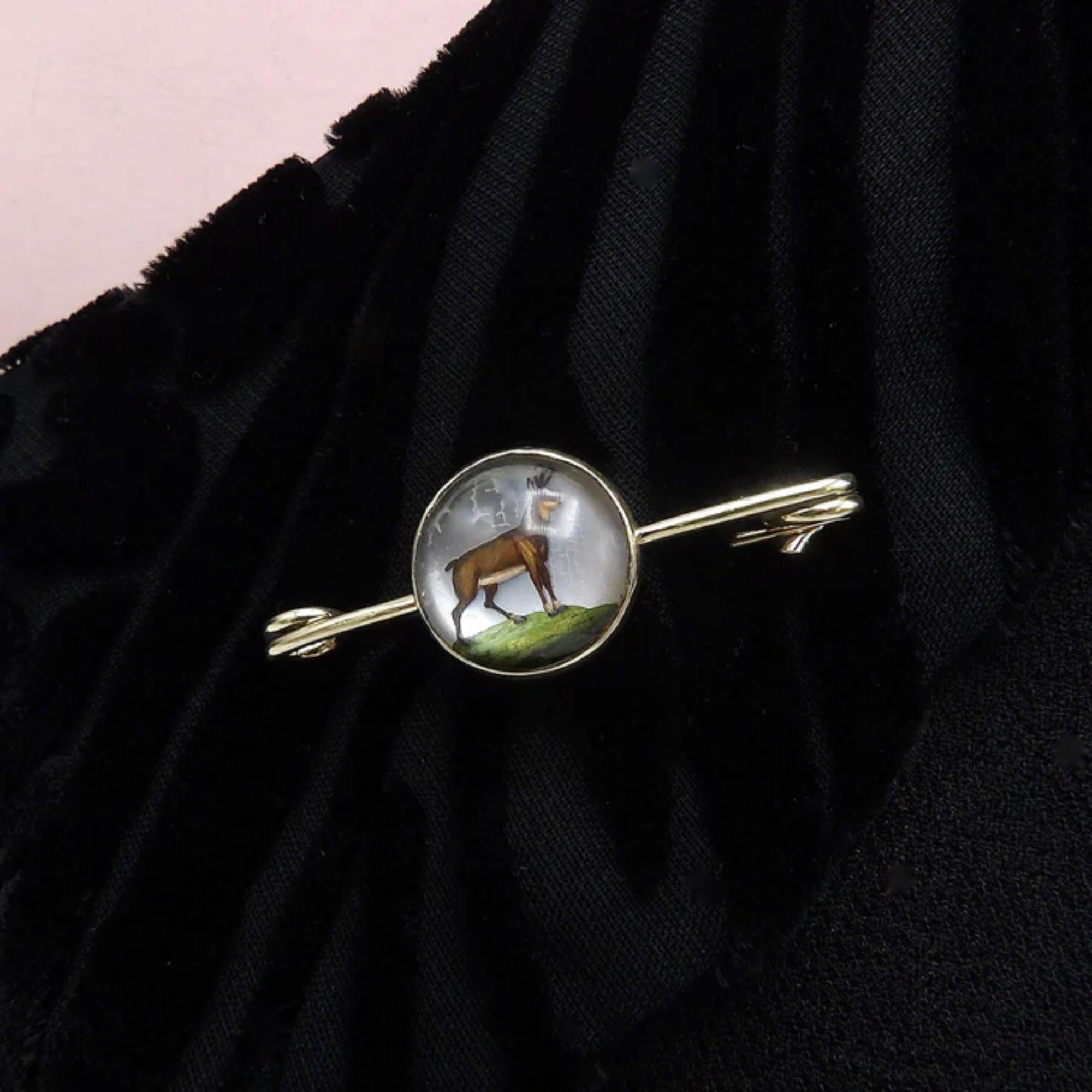 Cabochon Edwardian 14K Gold Reverse Painted Essex Crystal Antelope Pin For Sale