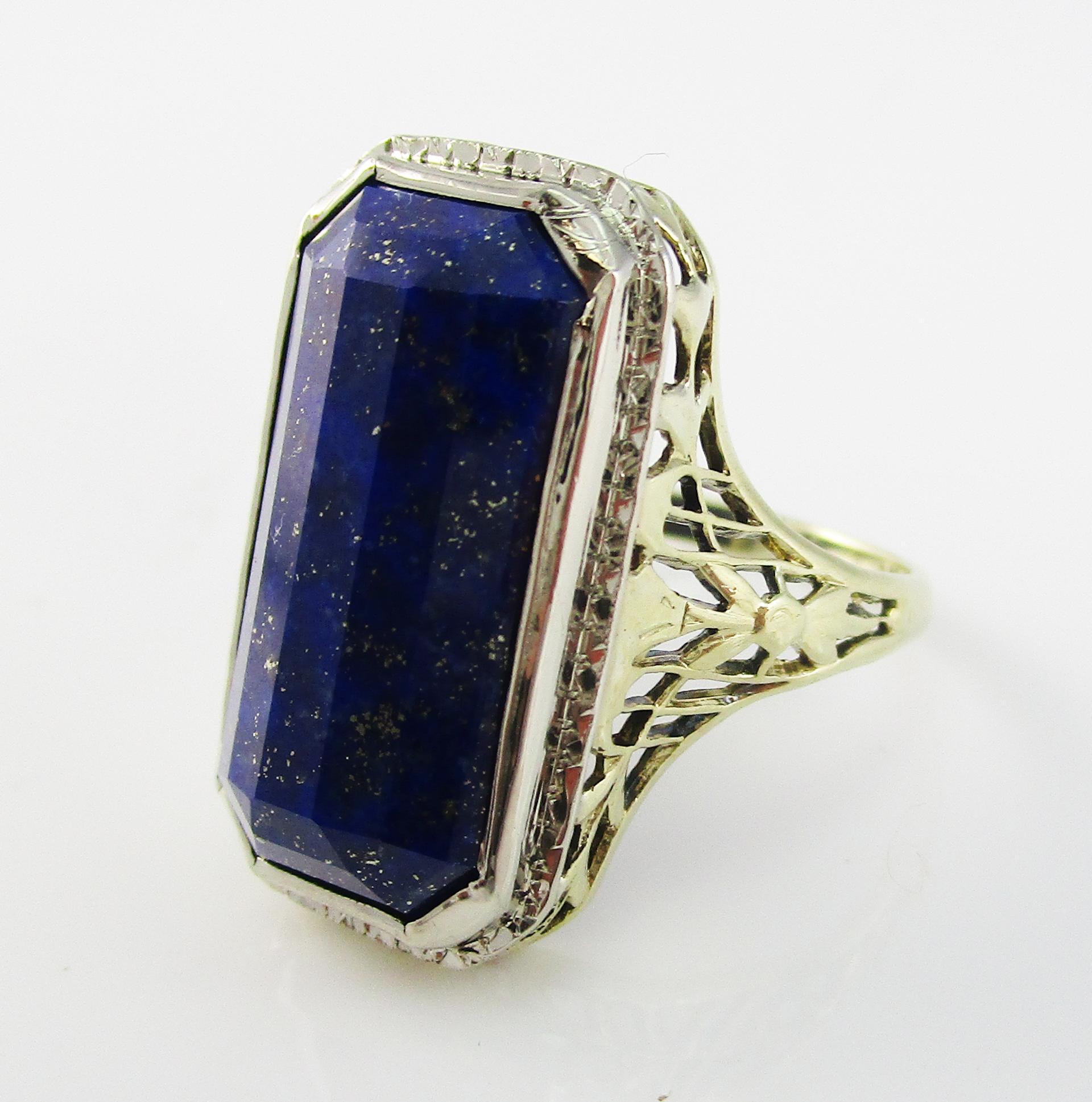 Edwardian 14K White and Green Gold Filigree Faceted Blue Lapis Statement Ring In Good Condition In Lexington, KY
