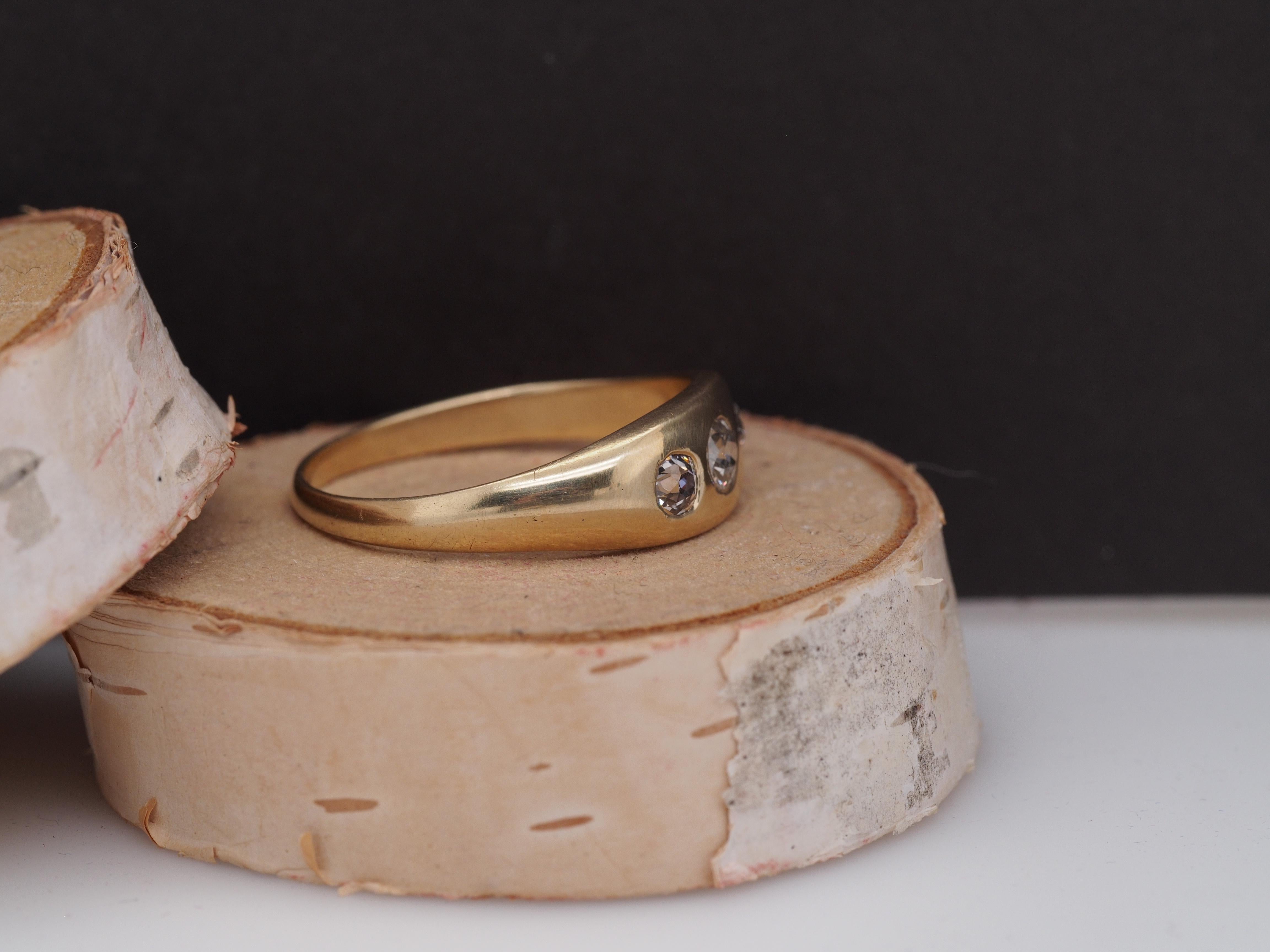Round Cut Edwardian 14K Yellow Gold 3 Stone Old European Cut .50cttw Diamond Ring For Sale