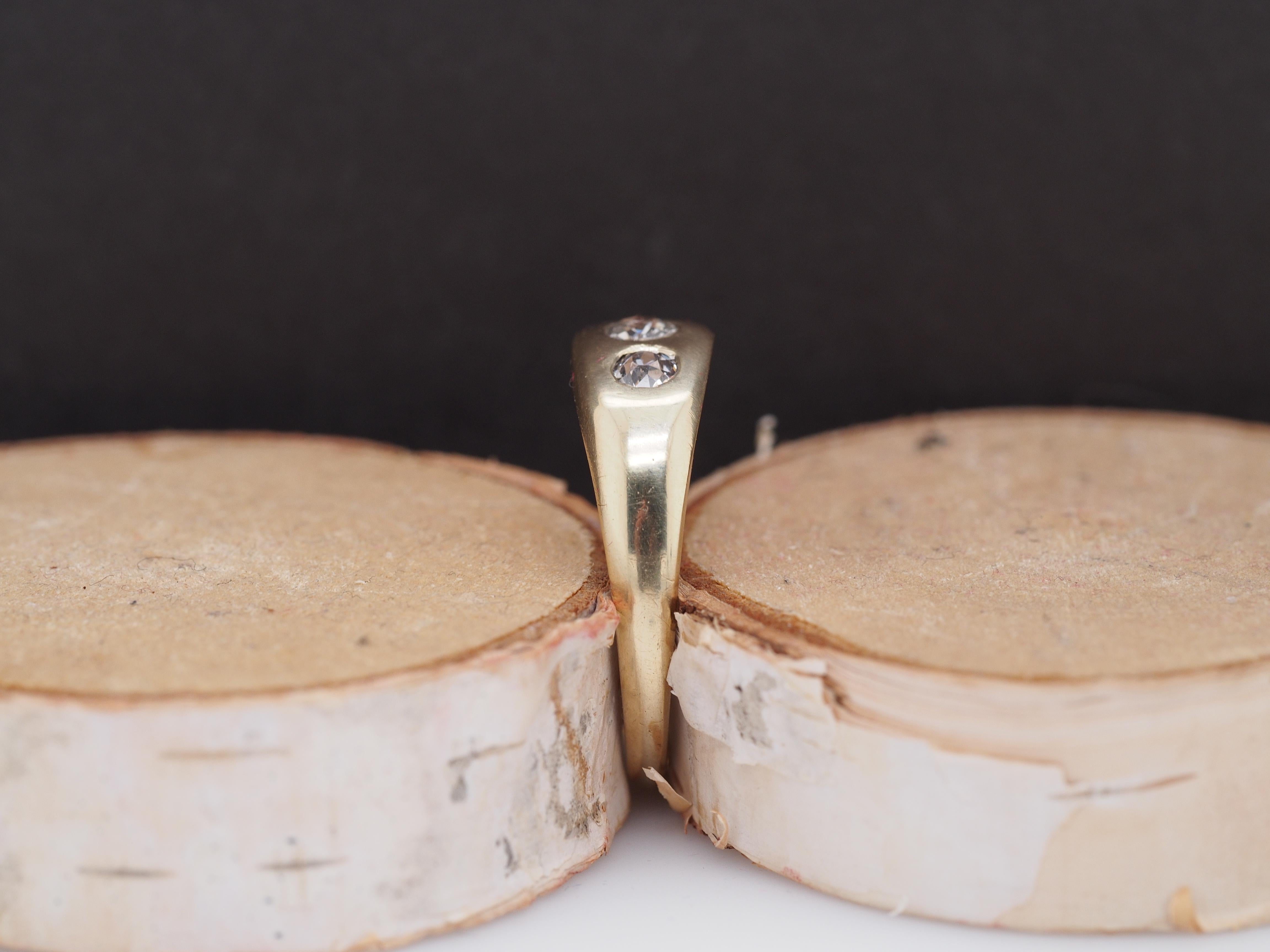 Edwardian 14K Yellow Gold 3 Stone Old European Cut .50cttw Diamond Ring For Sale 3