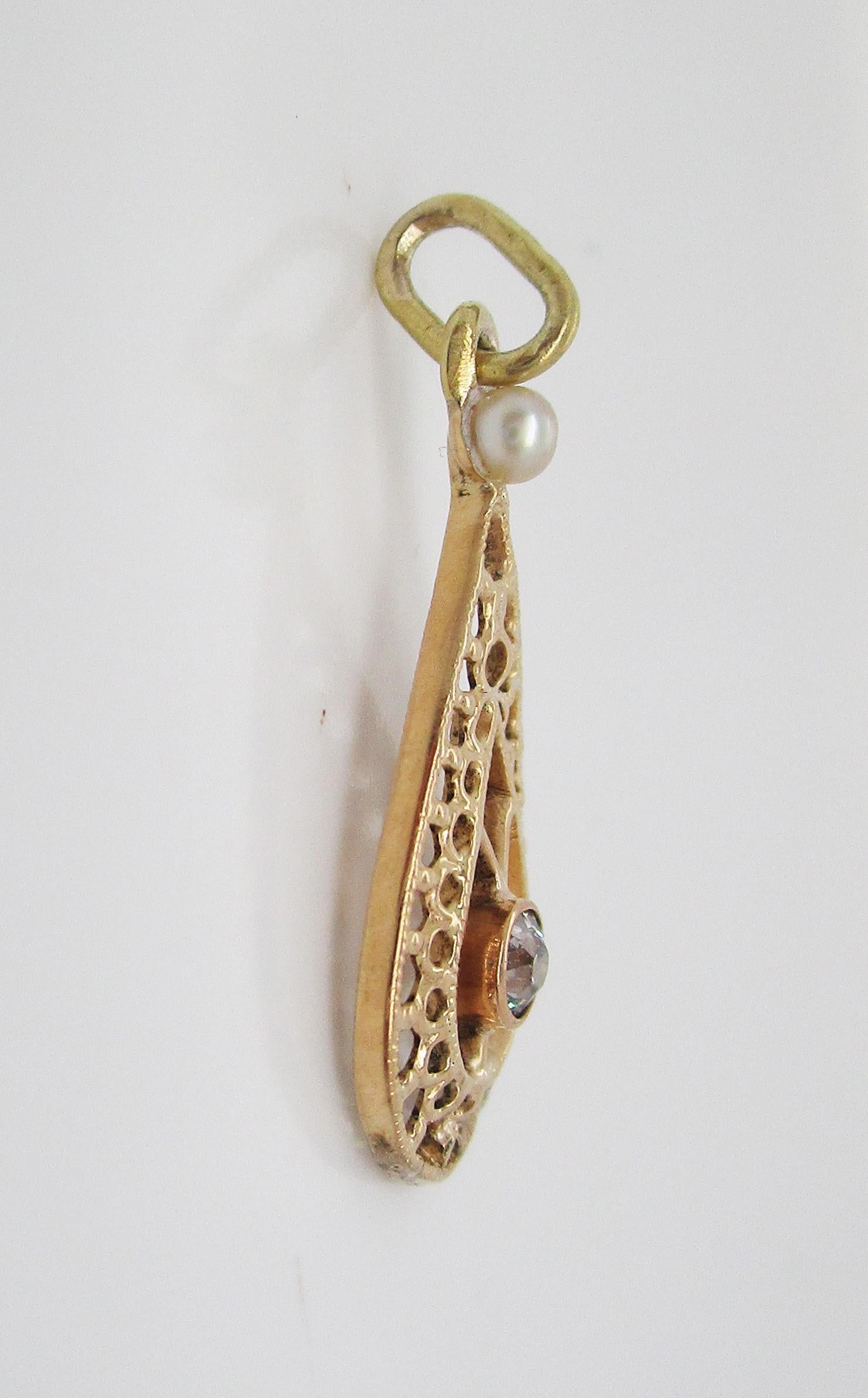 Edwardian 14 Karat Yellow Gold Diamond and Pearl Pear Shaped Moveable Pendant In Excellent Condition In Lexington, KY