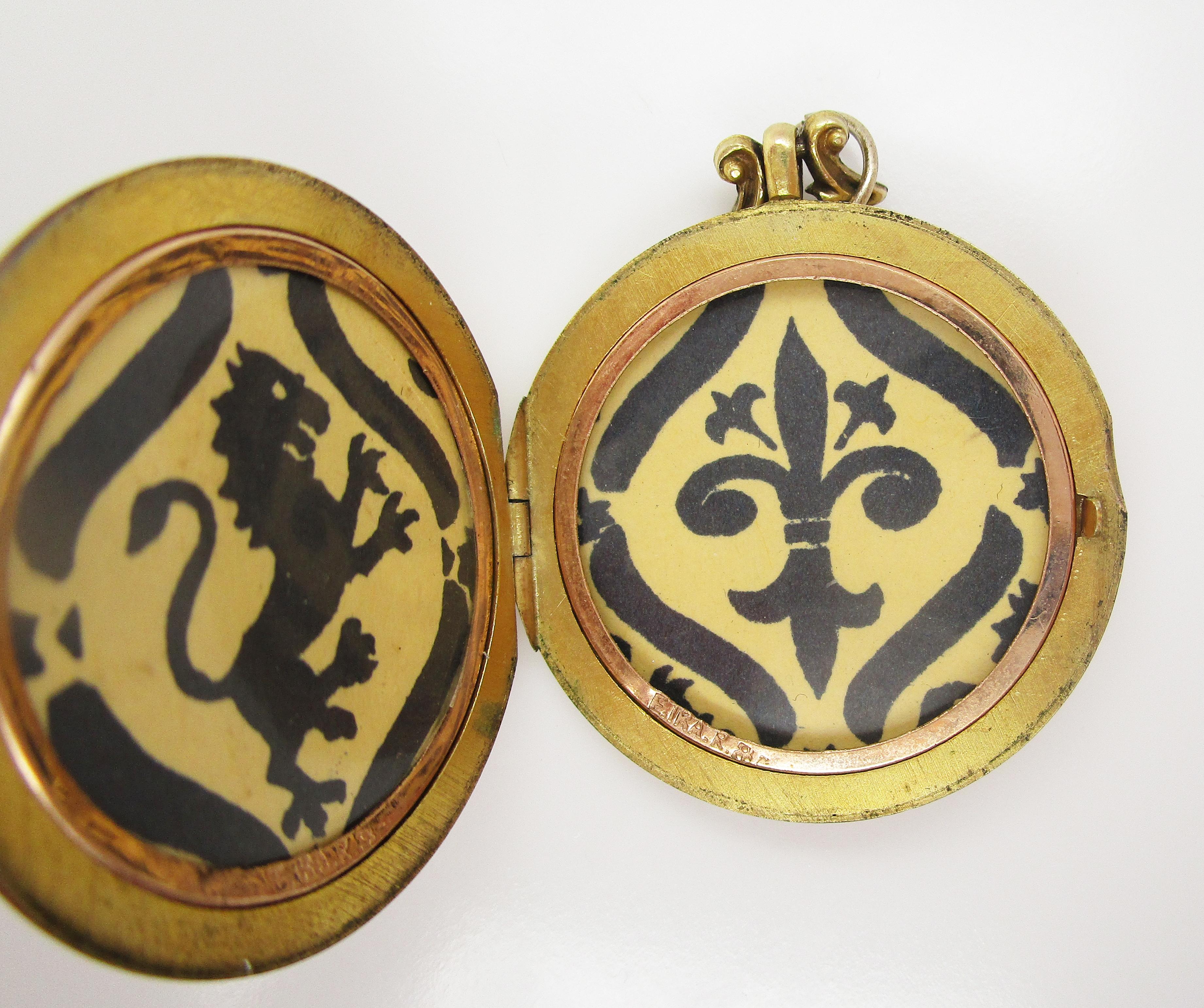 Edwardian 14 Karat Yellow Gold Enamel Two Photo Locket 4