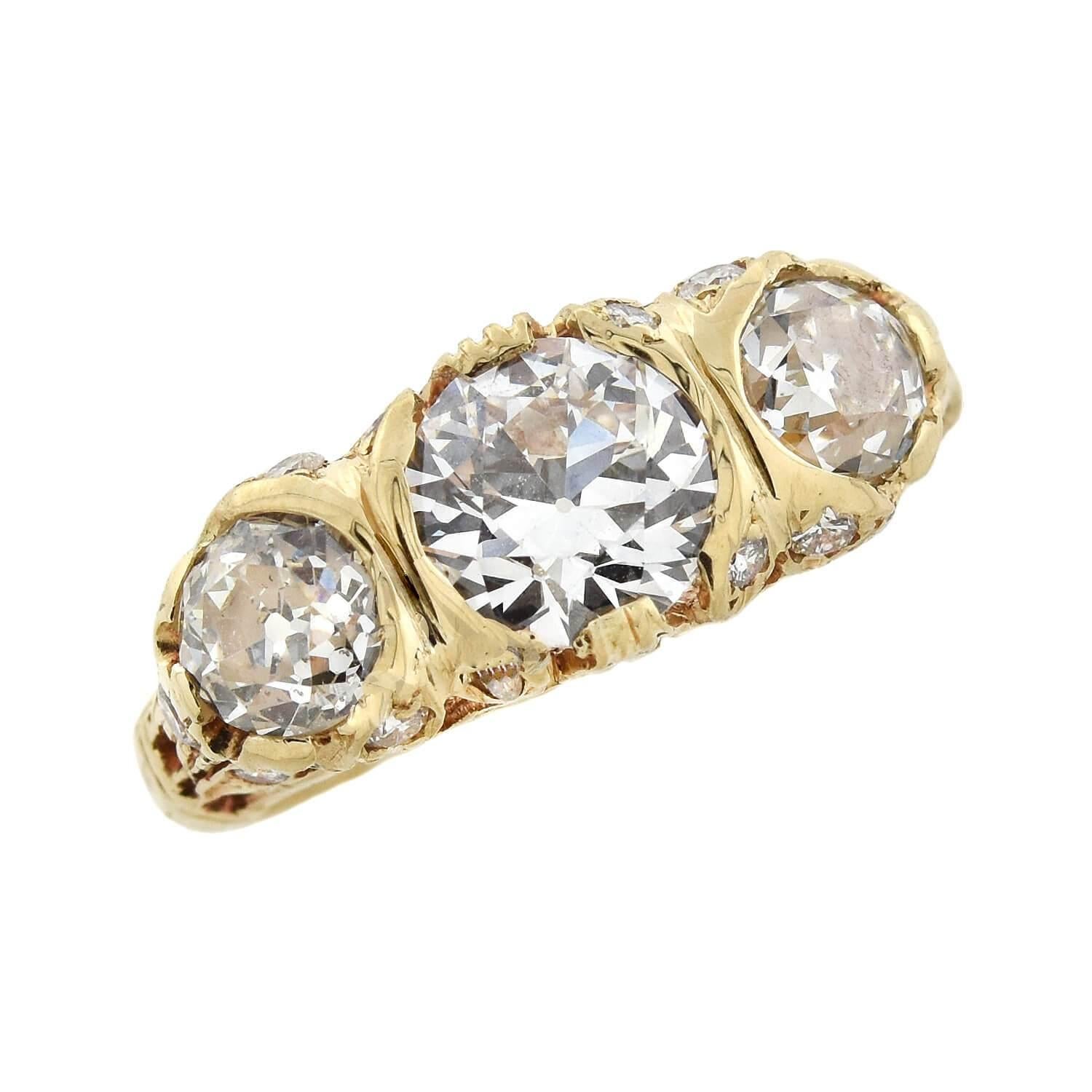 Edwardian 14kt and Diamond 3-Stone Ring In Good Condition In Narberth, PA