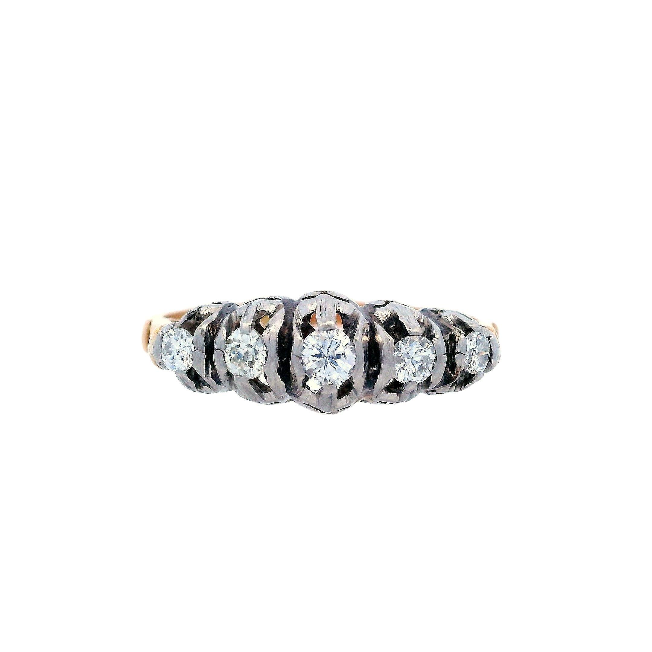 Edwardian 14kt Gold and Platinum 5 Diamonds Ring In Excellent Condition For Sale In Aventura, FL