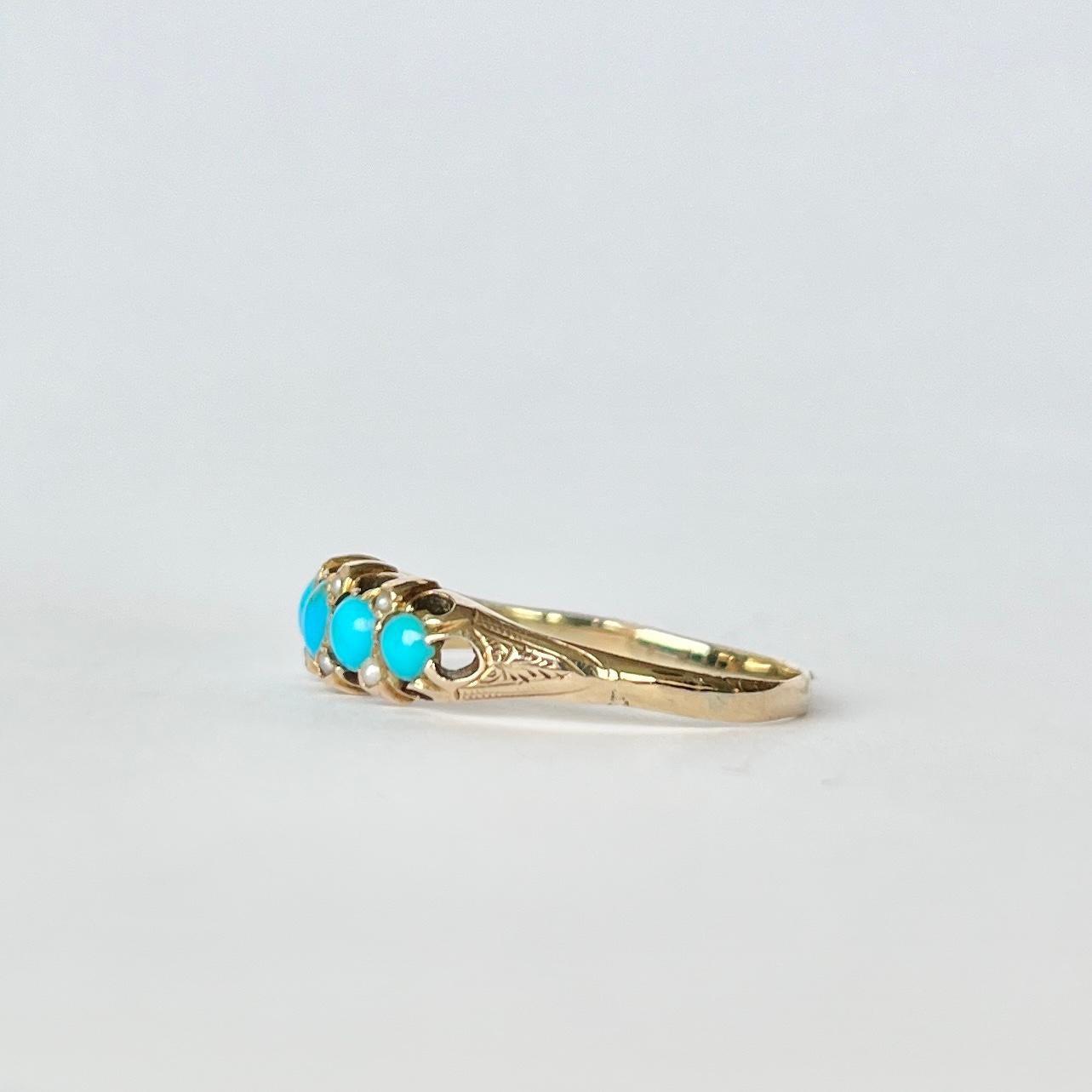 Women's or Men's Edwardian 15 Carat Gold Turquoise and Pearl Five-Stone Ring For Sale