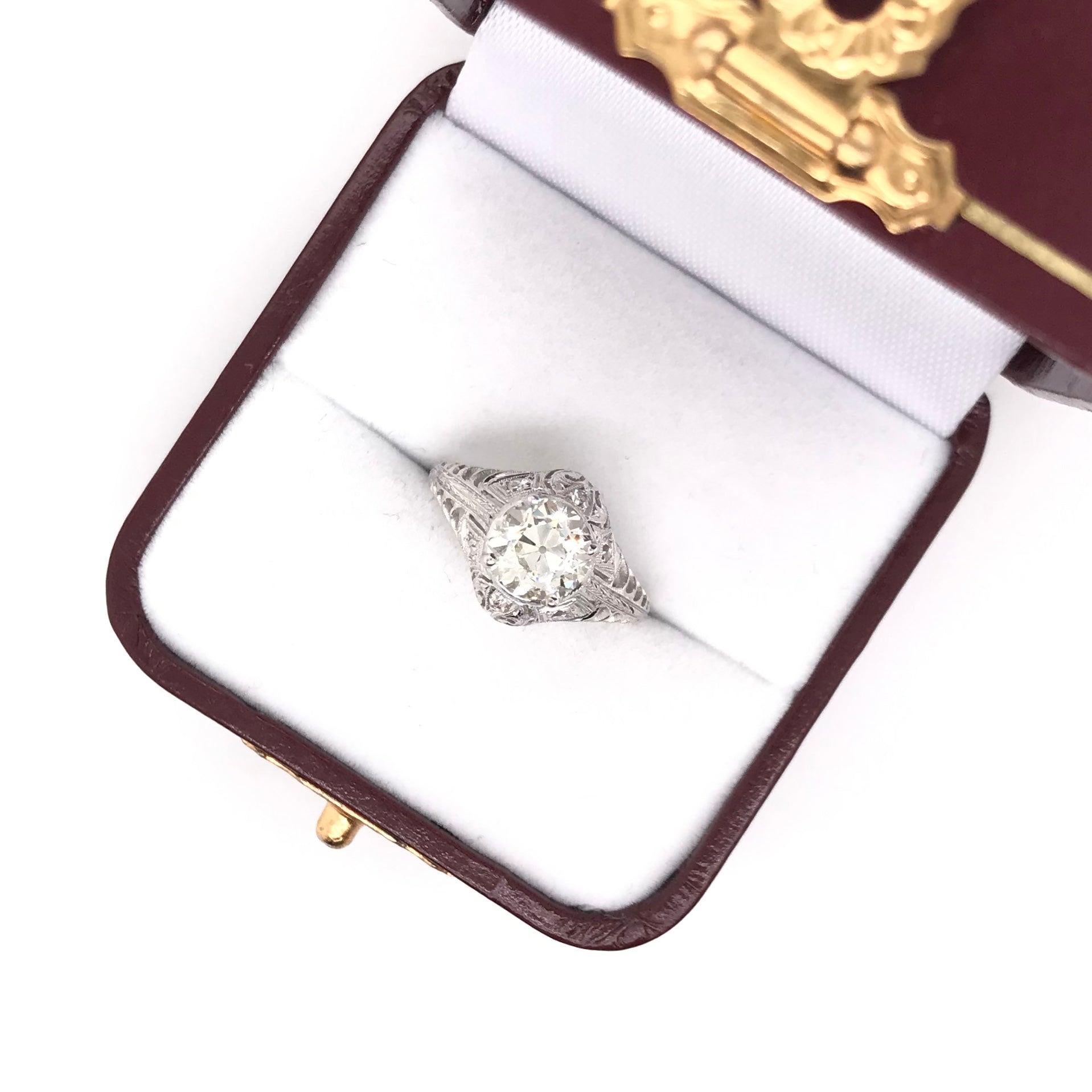 Edwardian 1.50 Carat Diamond Platinum Ring For Sale 9