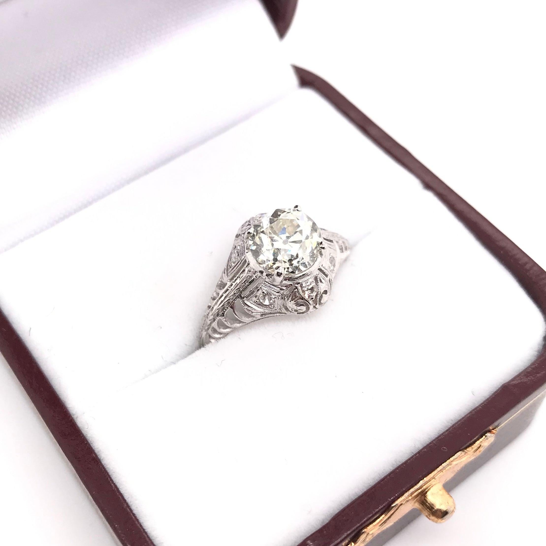 Edwardian 1.50 Carat Diamond Platinum Ring For Sale 2