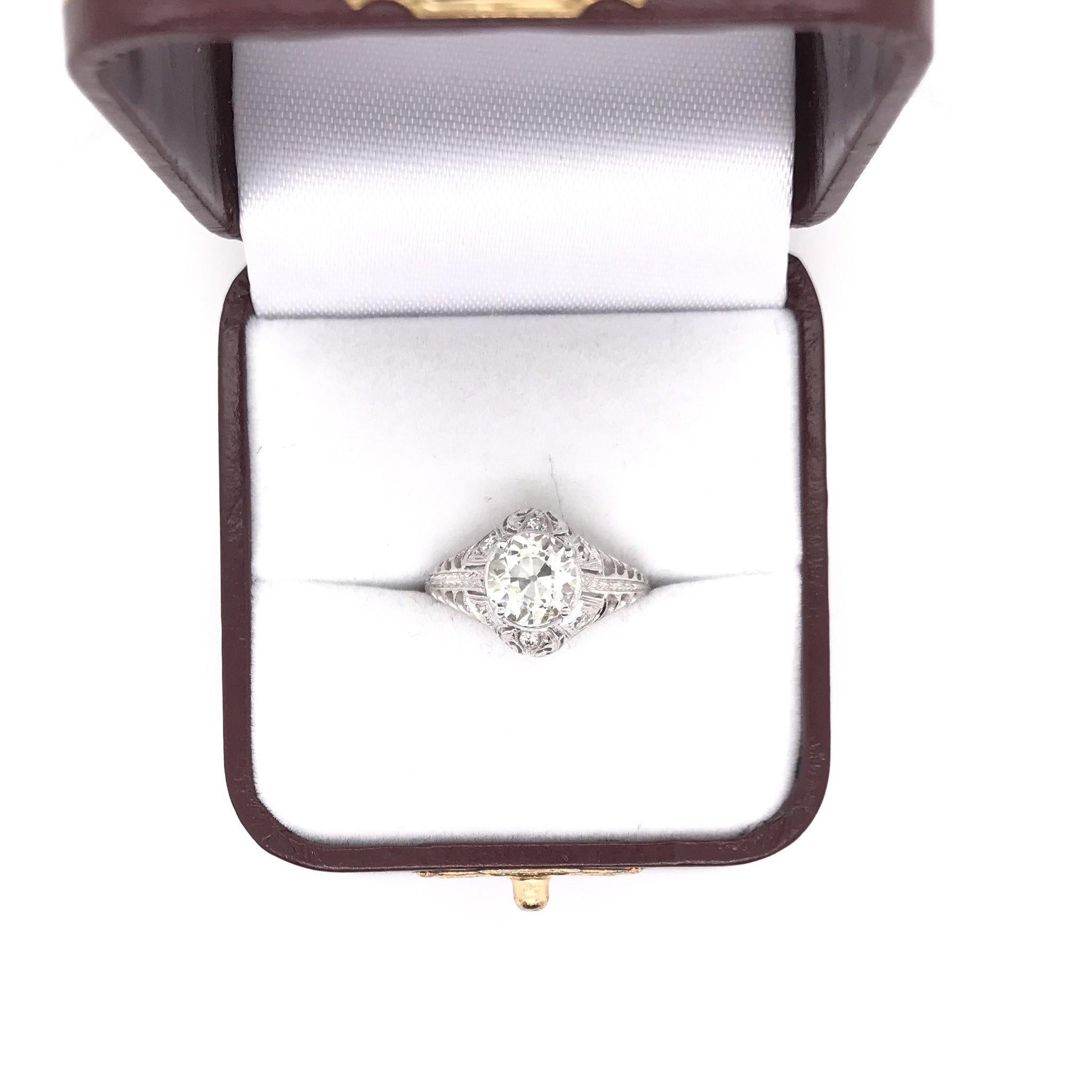 Edwardian 1.50 Carat Vintage Platinum Diamond Engagement Ring 1
