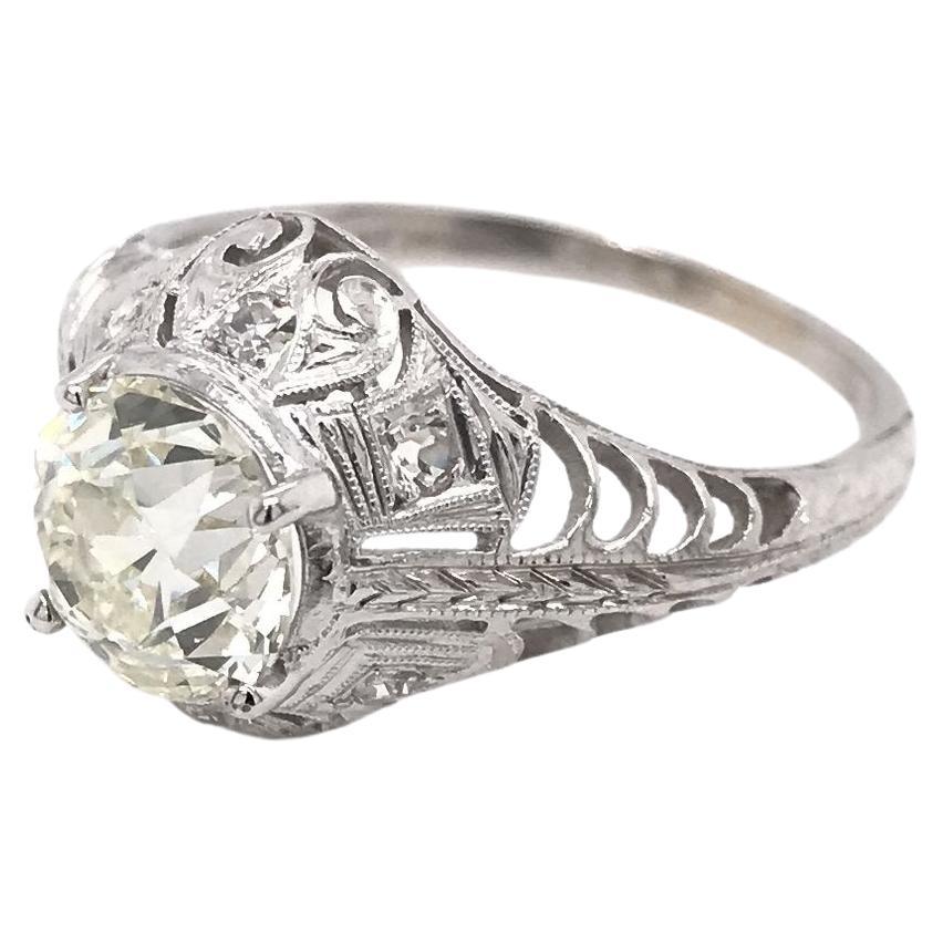 Edwardian 1.50 Carat Vintage Platinum Diamond Engagement Ring