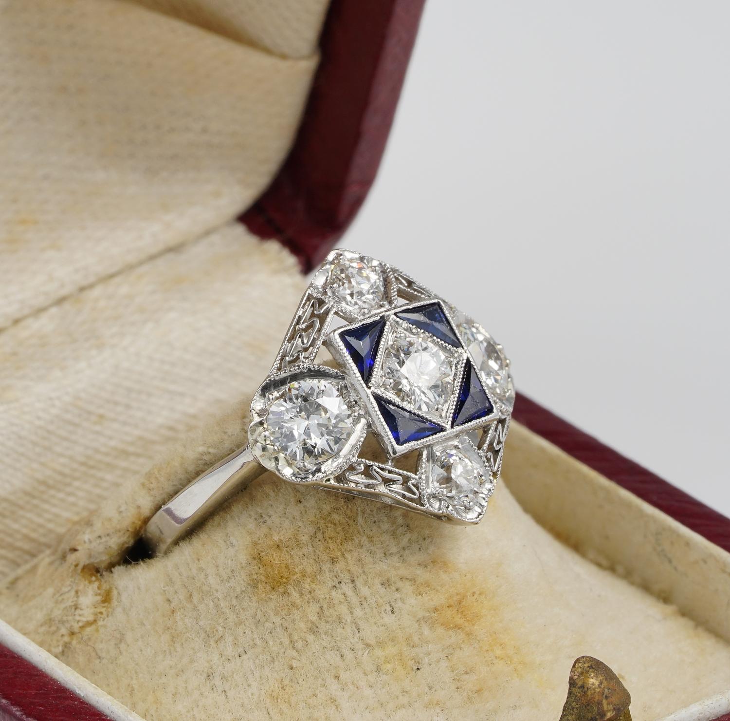 Edwardian 1.50 Ct Diamond F VVS VS Sapphire Platinum ring In In Good Condition For Sale In Napoli, IT