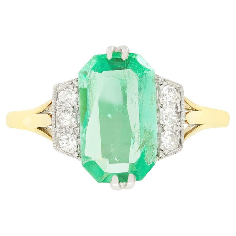 Edwardian 1.50ct Emerald and Diamond Ring, c.1910s For Sale