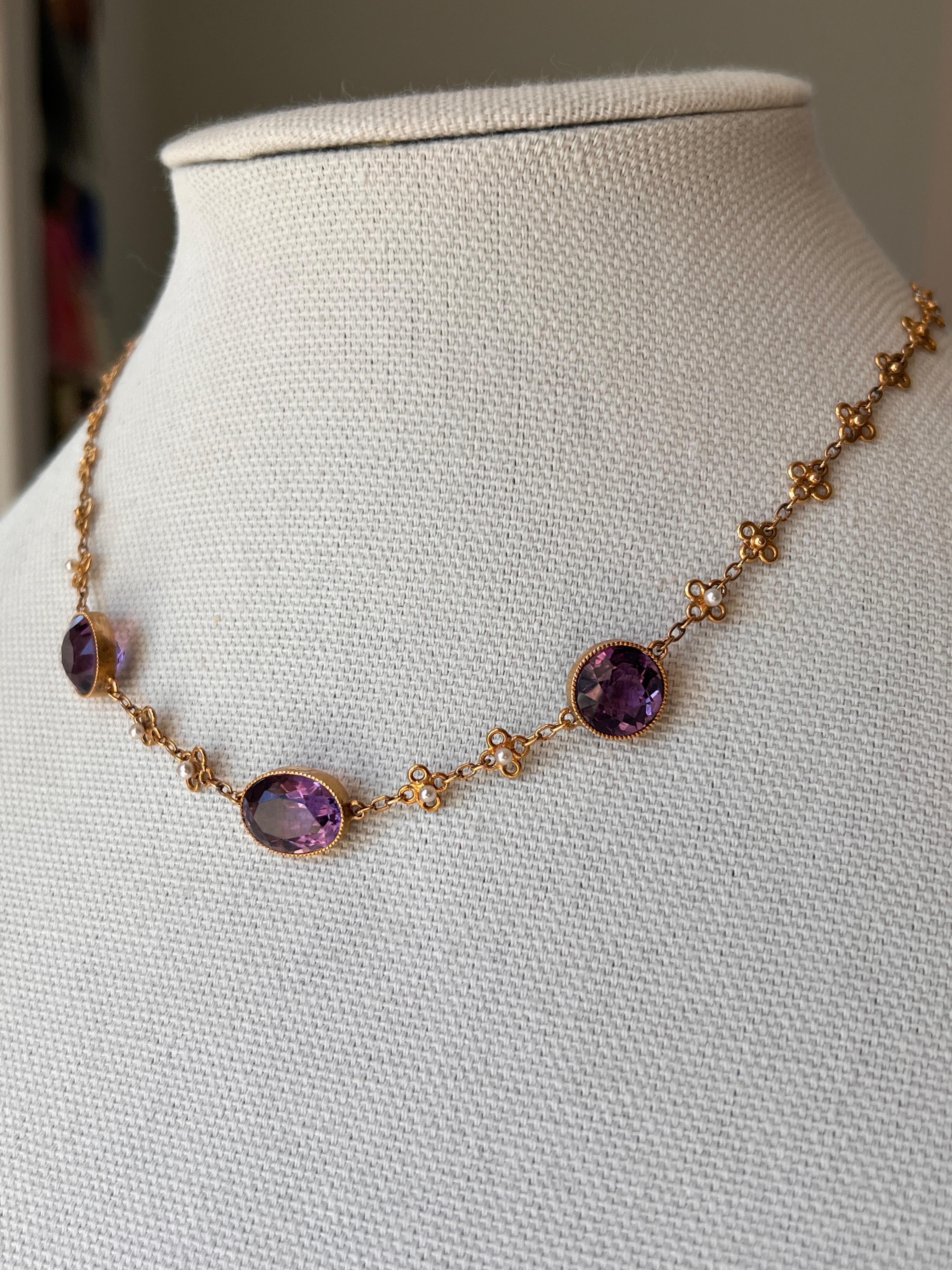 Collana Station Edwardiana in oro giallo 14k con ametista e perla da 15,35 TCW del 1900 In condizioni buone in vendita a Towson, MD