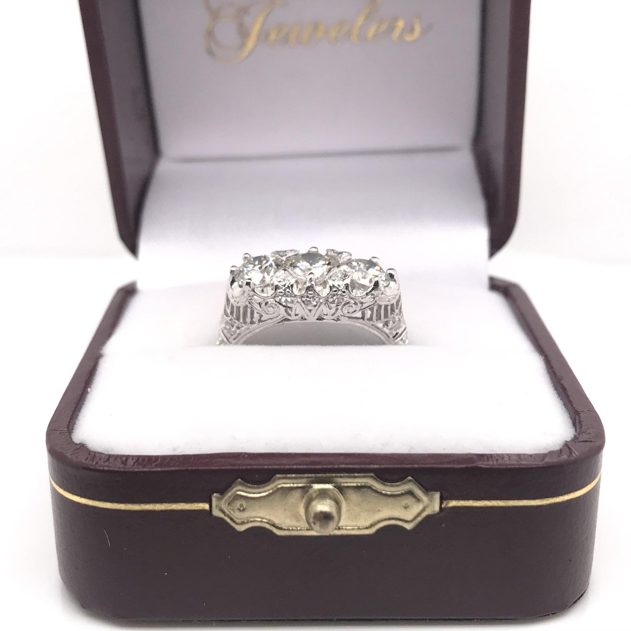 Edwardian 1.55 Carat Three-Stone Diamond Platinum Filigree Engagement Ring 5