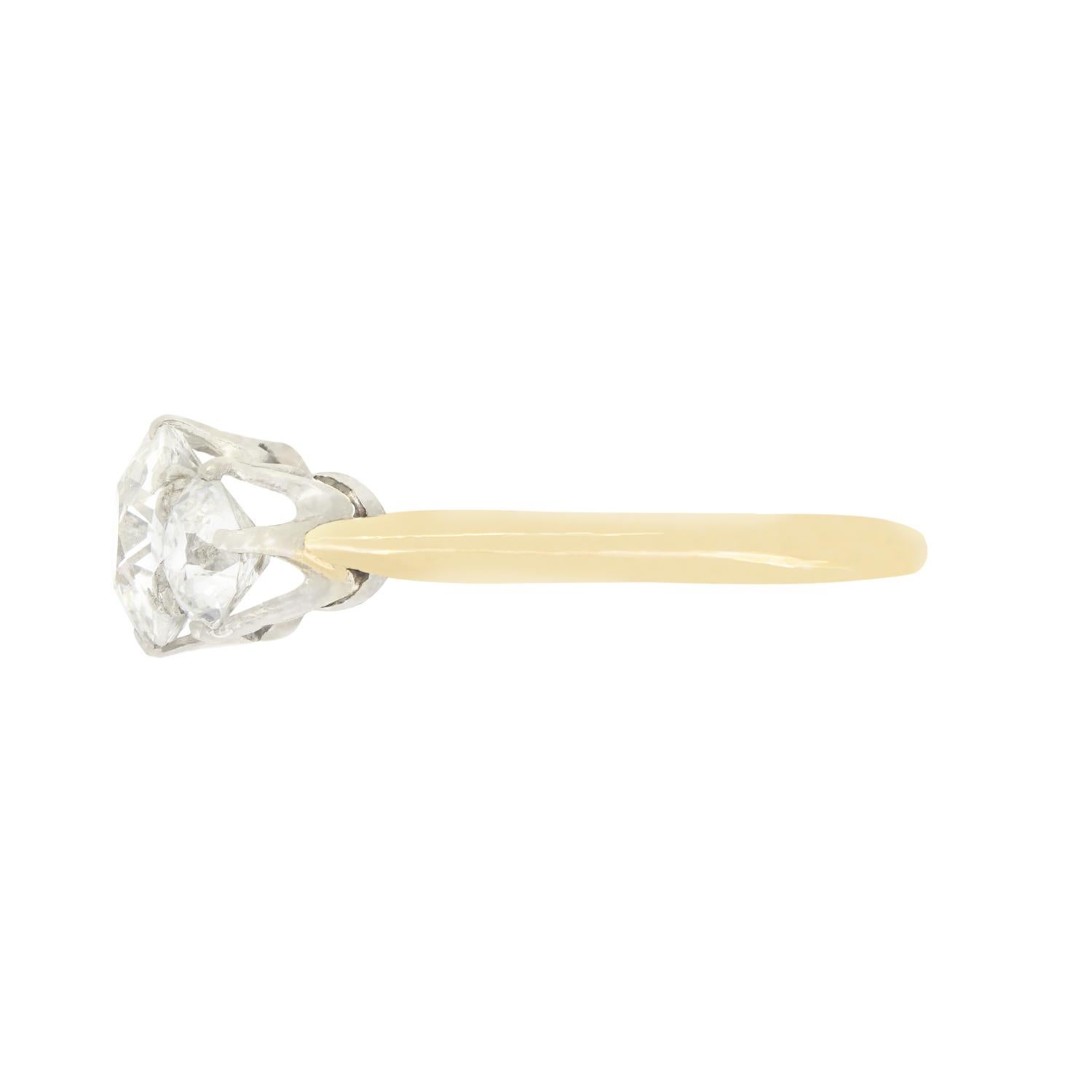 Édouardien Bague édouardienne de 1,55 ct de diamant à trois pierres, c.1910s. en vente