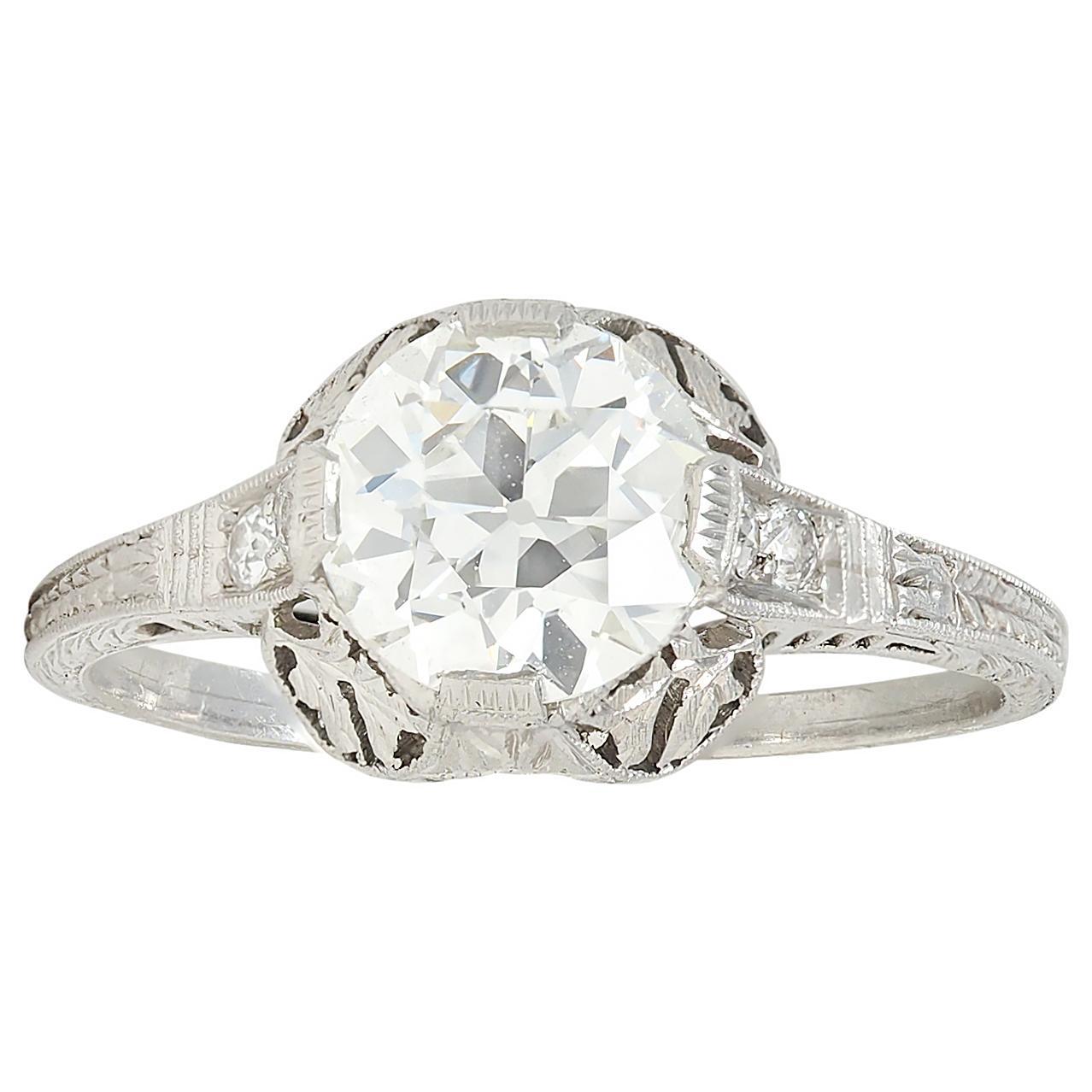 Edwardian 1.59 CTW Diamant Platin Antiker Verlobungsring mit Blättern im Angebot 2