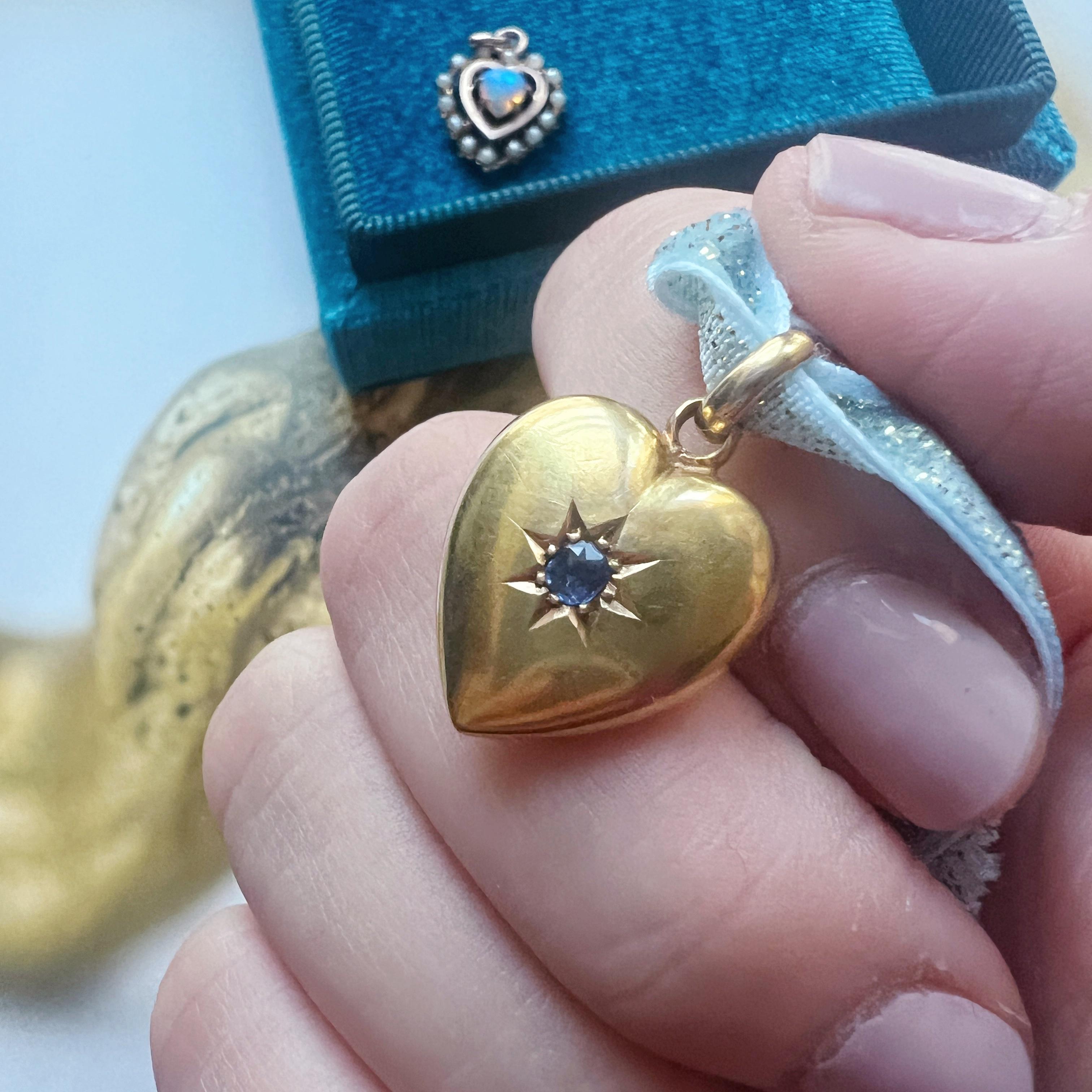 Brilliant Cut Edwardian 15K gold sapphire star puffy heart charm pendant